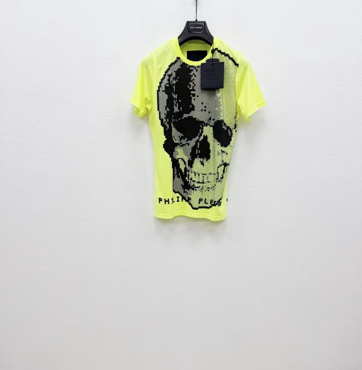 Philipp Plein PHILIPP PLEIN Rhinestone Embellished Short Sleeve J30 Size US M / EU 48-50 / 2 - 1 Thumbnail