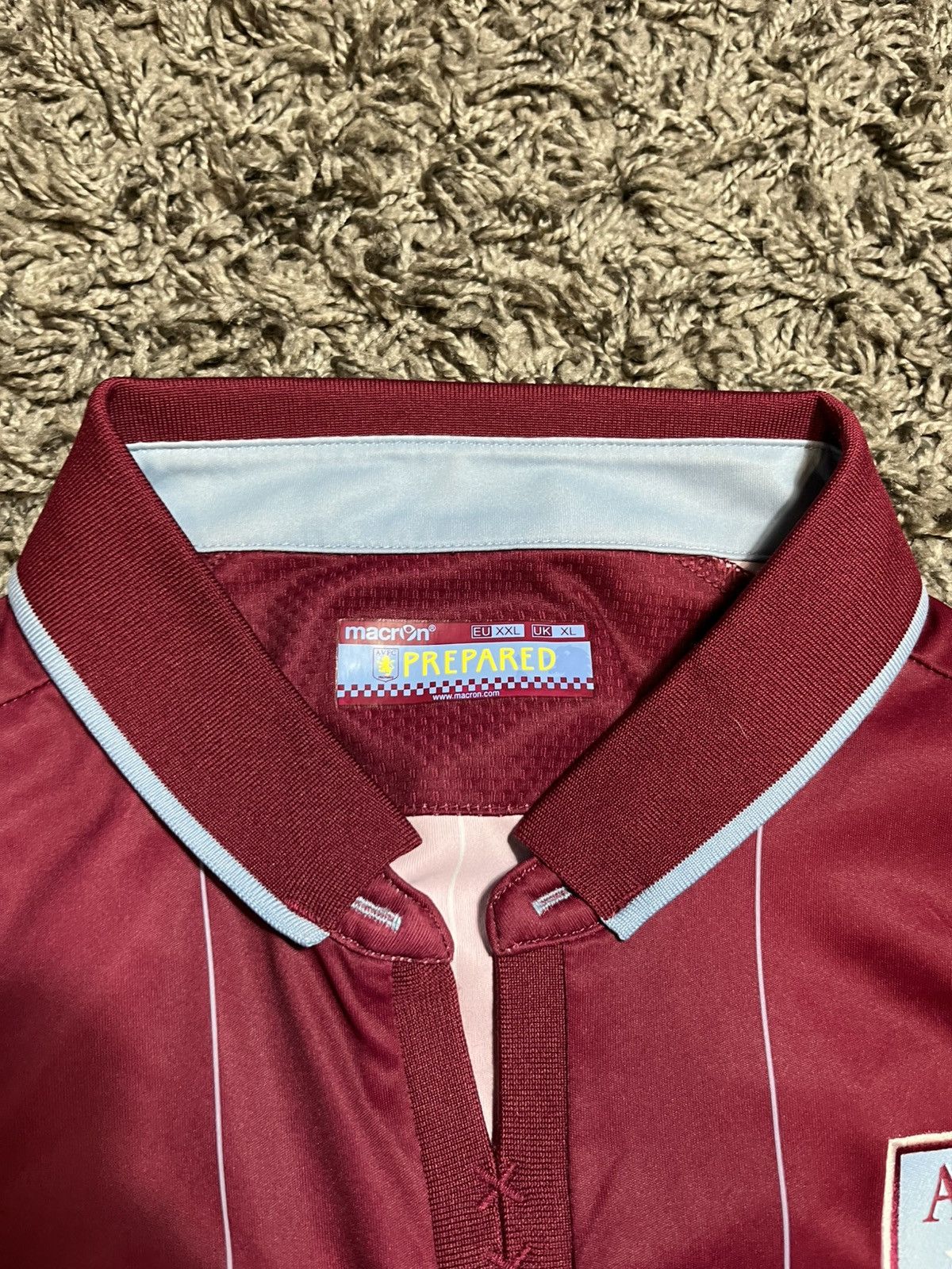 Macron ASTON VILLA 2014/15 MACRON SOCCER POLYESTER FOOTBALL SHIRT Size US XL / EU 56 / 4 - 3 Thumbnail