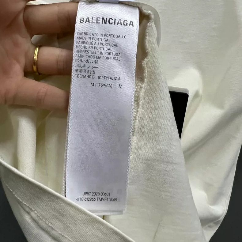 Balenciaga Balenciaga Beige Large Logo Embroidery Short Sleeve Size US M / EU 48-50 / 2 - 4 Thumbnail