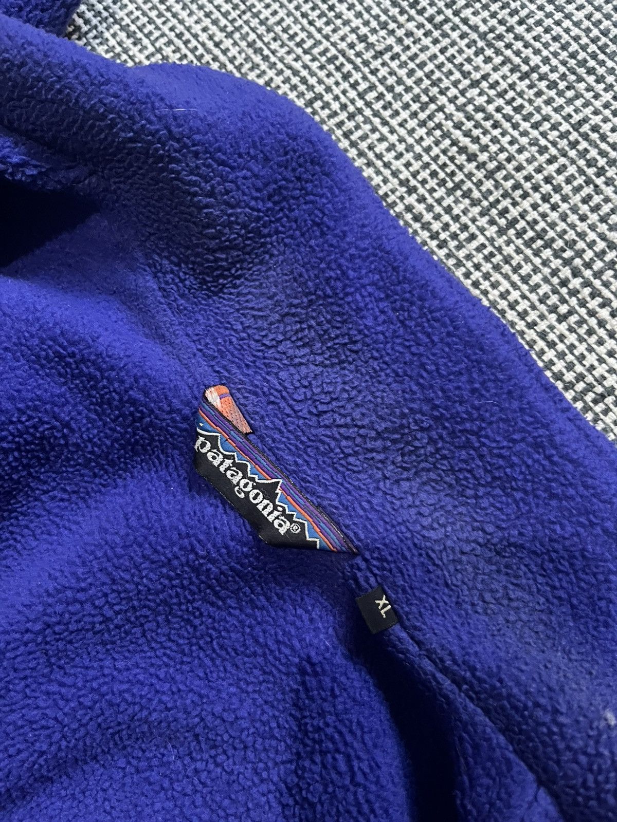 Patagonia Vintage Patagonia Bomber Jacket w/ Fleece Lining – Red – 90s Size US XL / EU 56 / 4 - 5 Thumbnail
