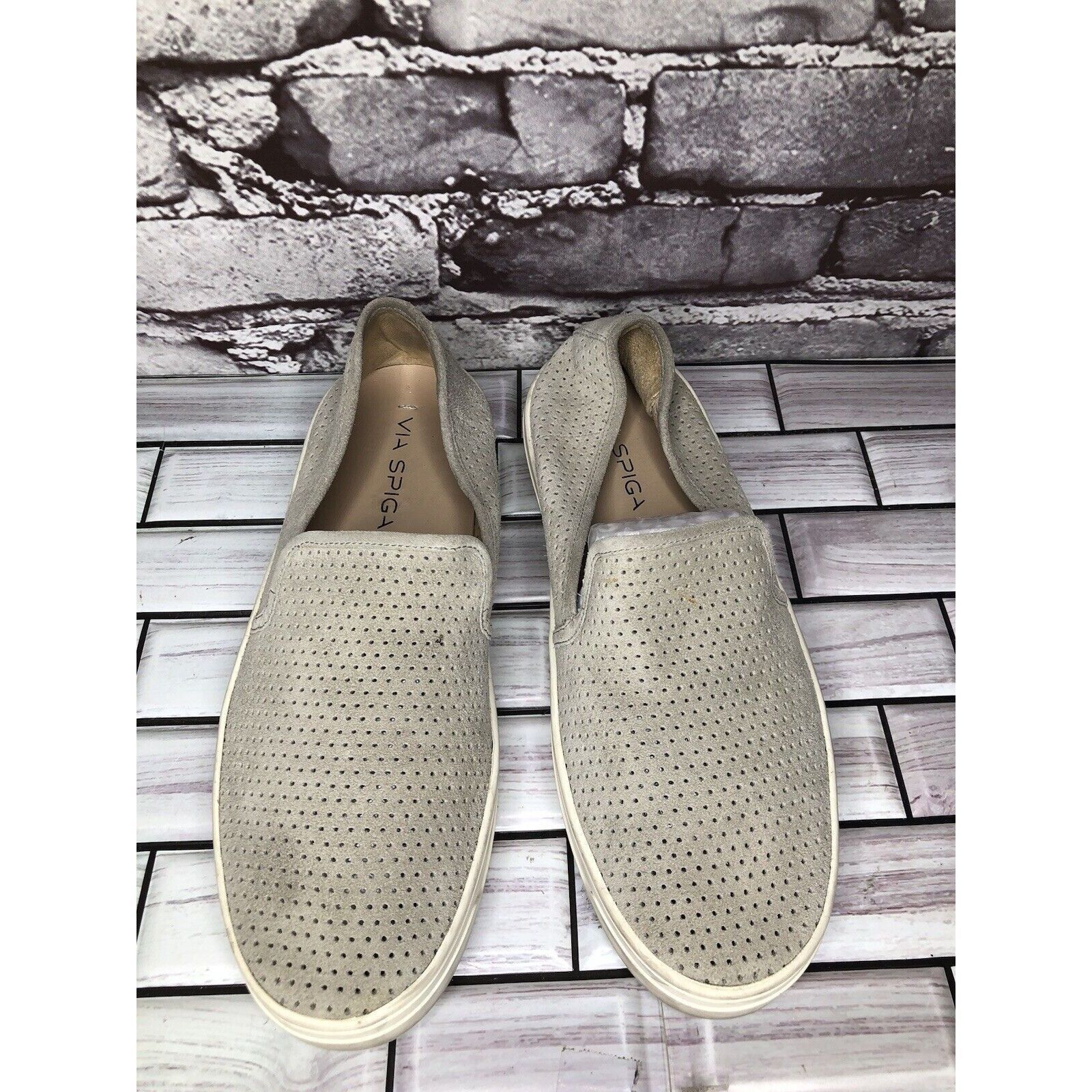 Other Via Spiga Grey Suede Leather Perforated Slip On Sneaker Shoe Size US 7 / IT 37 - 10 Thumbnail