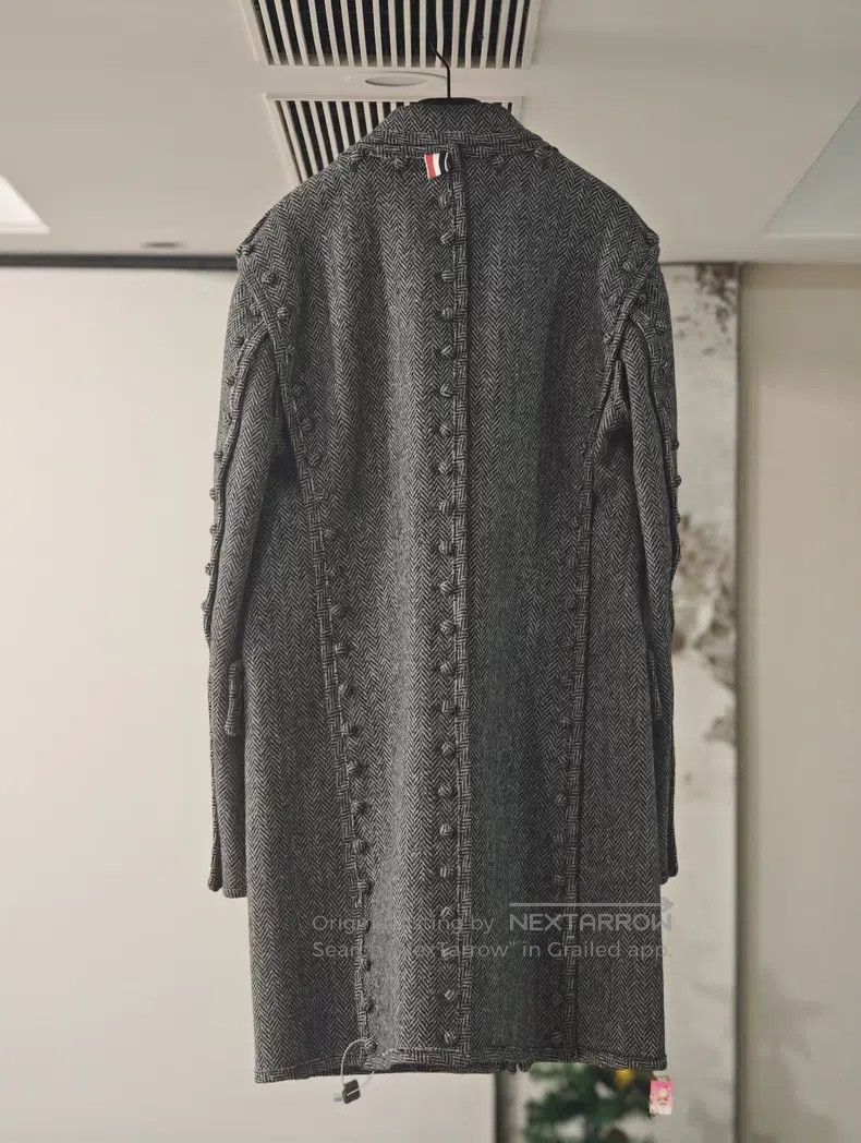 Thom Browne Thom Browne Runway style fully buttoned woolen overcoat Size US L / EU 52-54 / 3 - 3 Thumbnail