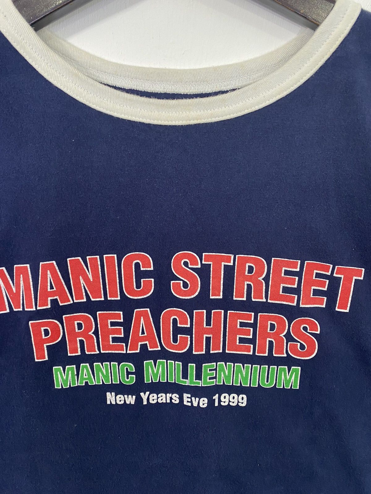 Band Tees 💥VINTAGE MANIC STREET PREACHERS band millennium 1999 shirt Size US L / EU 52-54 / 3 - 3 Thumbnail
