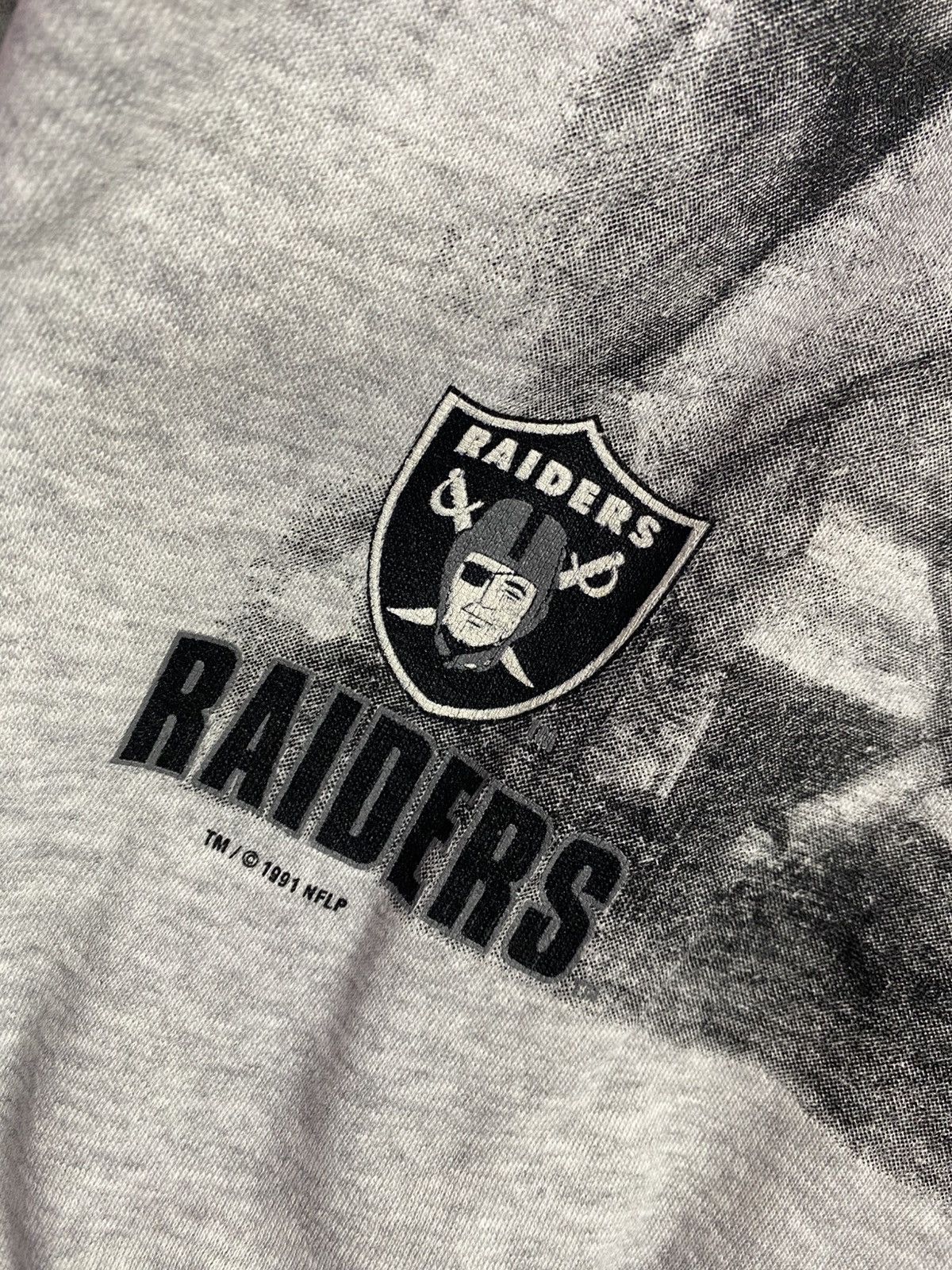 NFL Vintage 1991 Oakland Raiders X Peanuts Snoopy Sweatshirt Size US XL / EU 56 / 4 - 3 Thumbnail