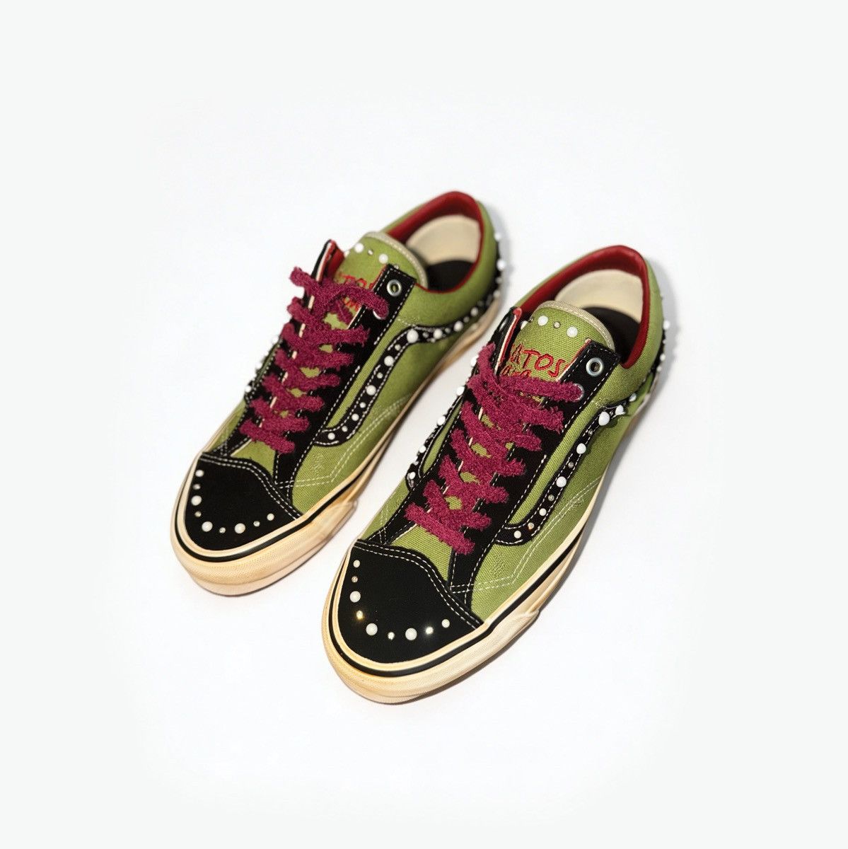 Satoshi Nakamoto × Vans Satoshi Nakamoto × Vans – Size 11.5 – Deadstock - OG color Size US 11.5 / EU 44-45 - 2 Thumbnail