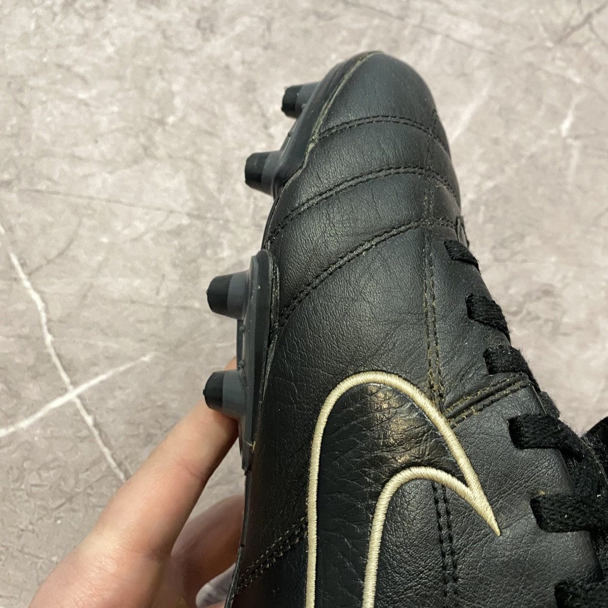 Nike VINTAGE NIKE TIEMPO MYSTIC II FG R10 FOOTBALL BOOTS Size US 10.5 / EU 43-44 - 8 Thumbnail