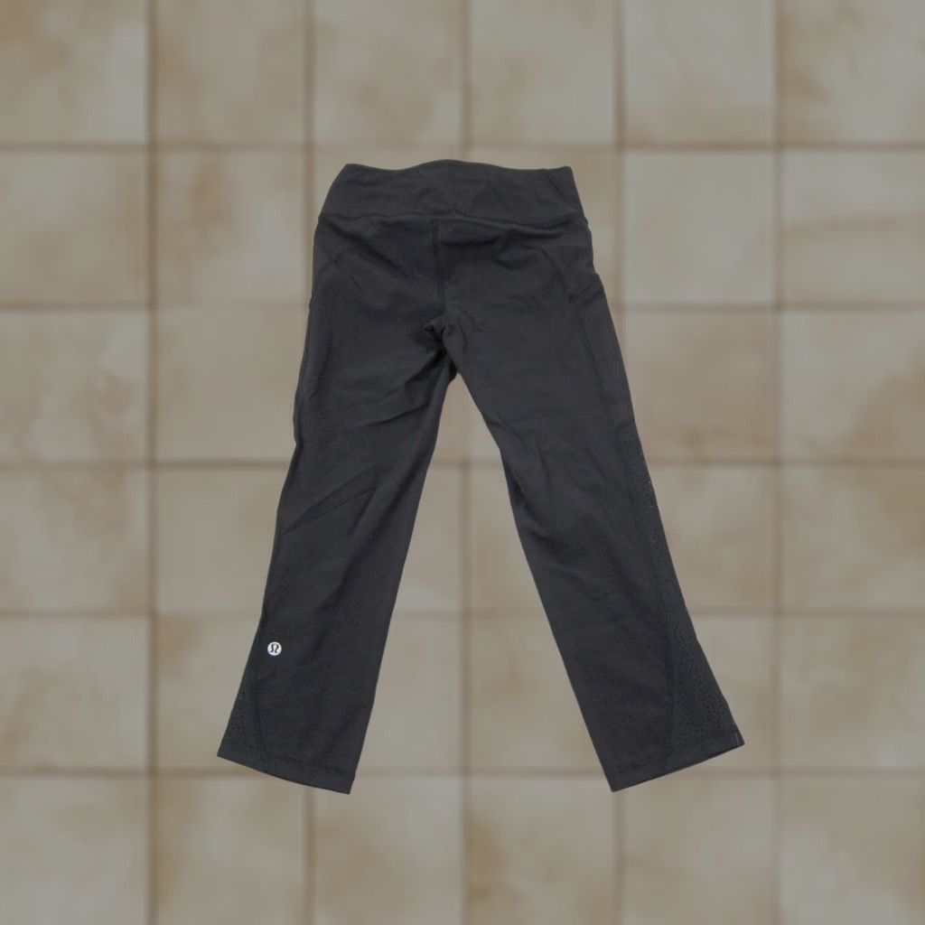 Lululemon Lululemon Wunder Under Leggings Womens 4 Black Cropped 19" Skinny Inseam 19 in Activewear Yoga Gym Stretch Size 27" / US 4 / IT 40 - 1 Thumbnail