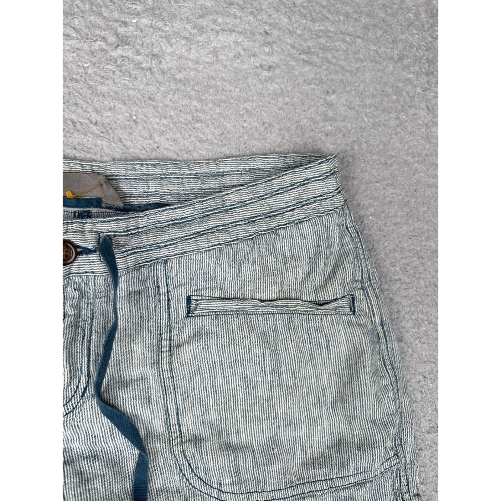 The North Face The North Face Shorts Womens 8 Blue White Stripe Drawstring Casual Summer 30x5 Colorful Outdoor Mens? Size 30" / US 8 / IT 44 - 5 Thumbnail