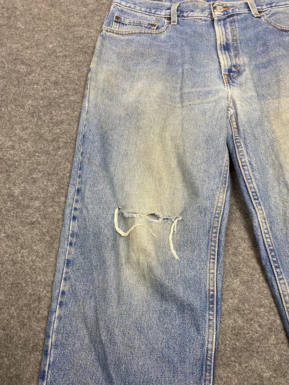 Levi's vintage levis 560 distressed denim Size US 36 / EU 52 - 11 Thumbnail