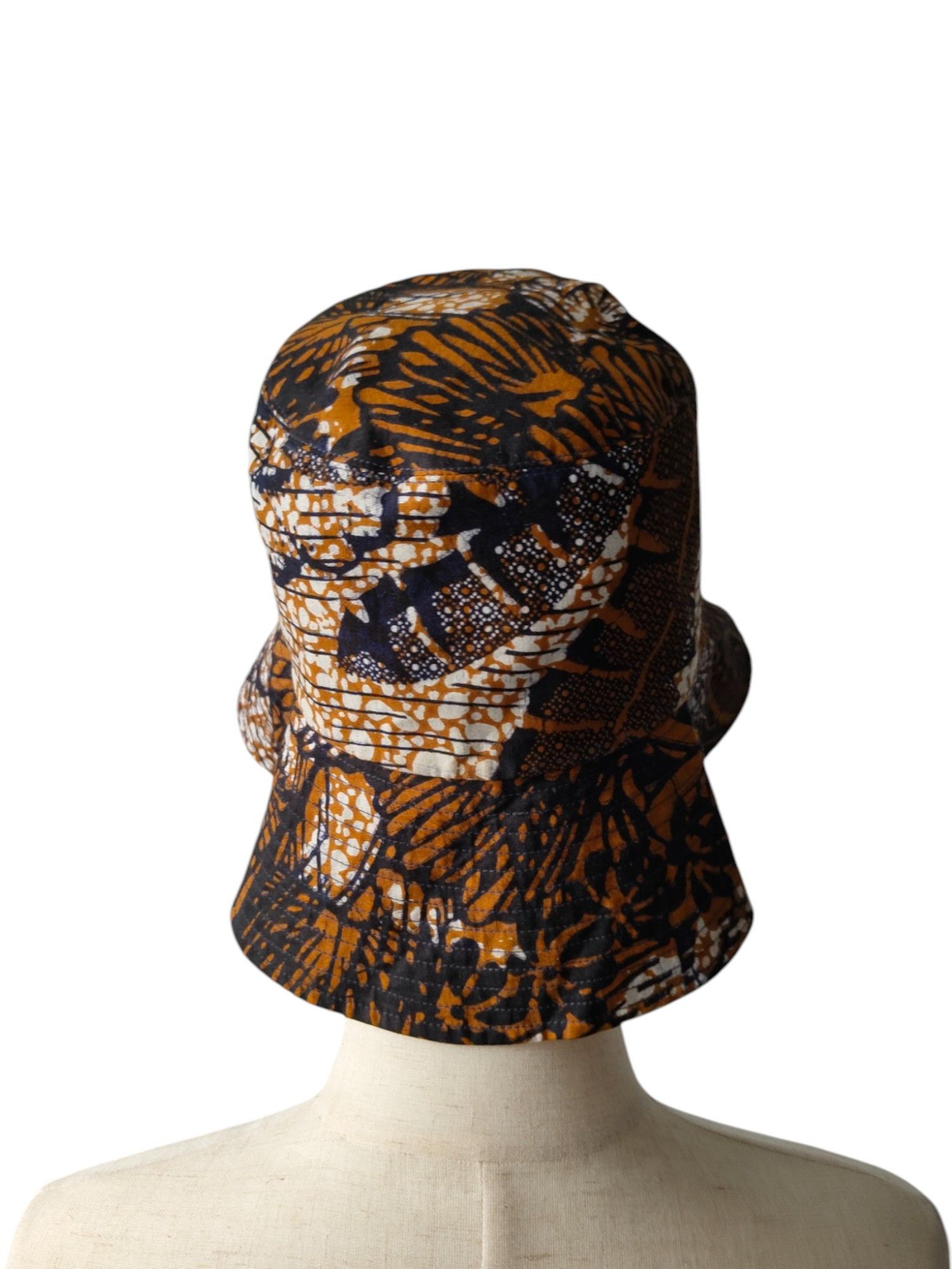 Dior Dior Reversible Print Bucket Hat With Embossed Logo Size ONE SIZE - 6 Thumbnail