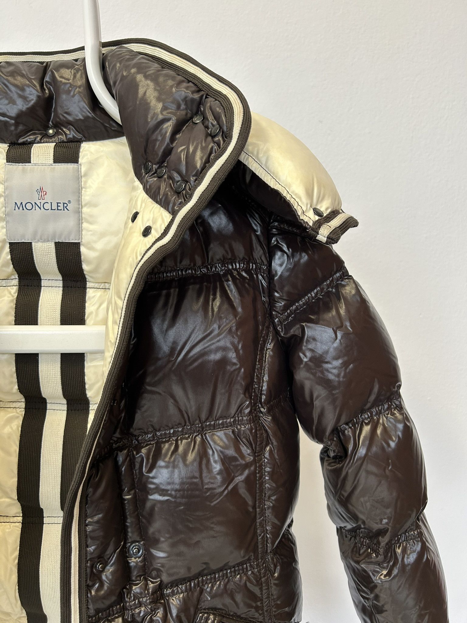Moncler Moncler quincy hooded puffer jacket with badge Size XS / US 0-2 / IT 36-38 - 7 Thumbnail