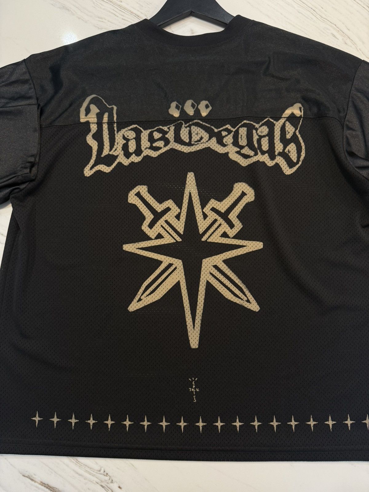 Travis Scott Travis Scott x NHL x Las Vegas Golden Knights Jersey Size US M / EU 48-50 / 2 - 6 Thumbnail