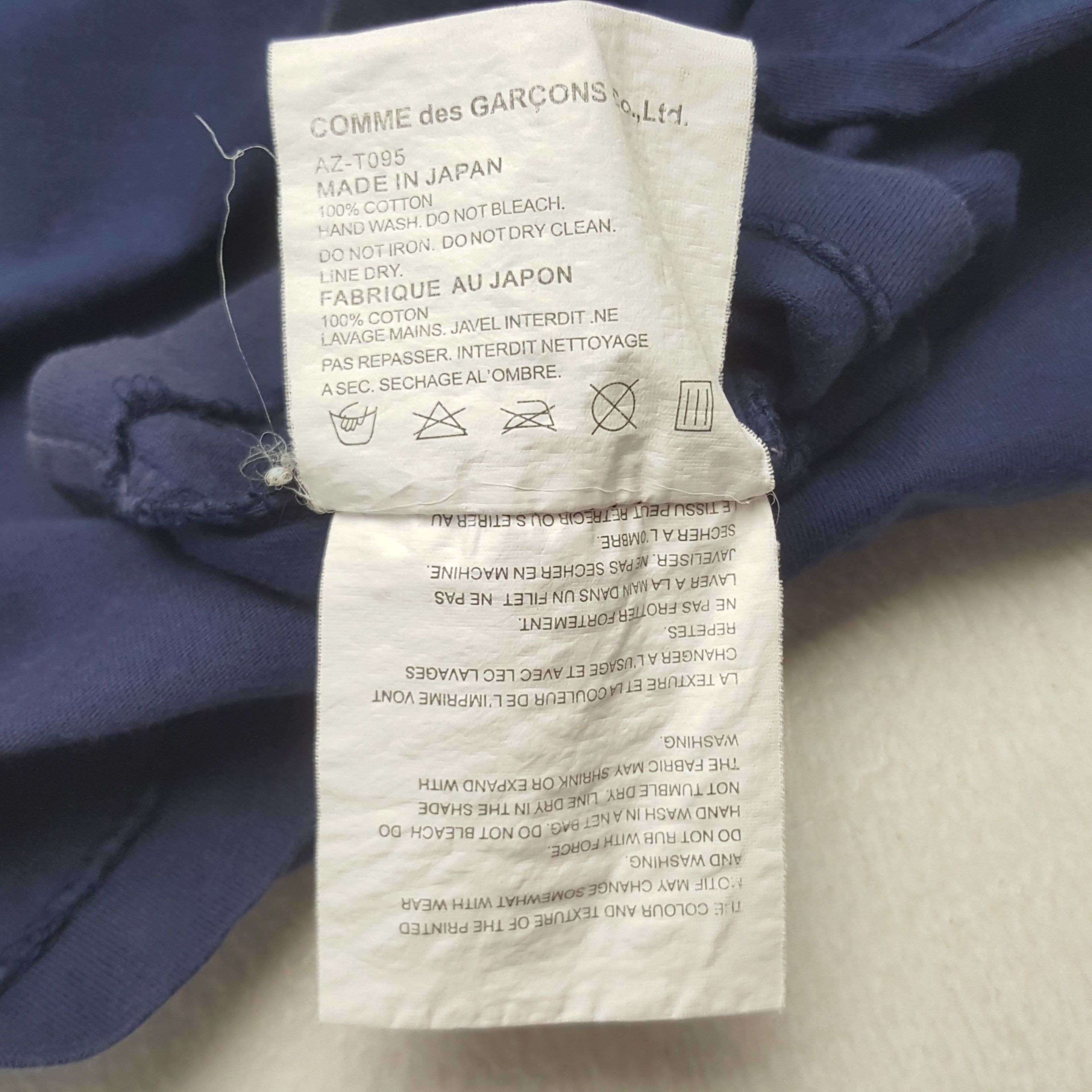 Comme des Garcons PLAY Vintage Play Comme des Garcons Big Logo Tshirt Size US S / EU 44-46 / 1 - 8 Thumbnail