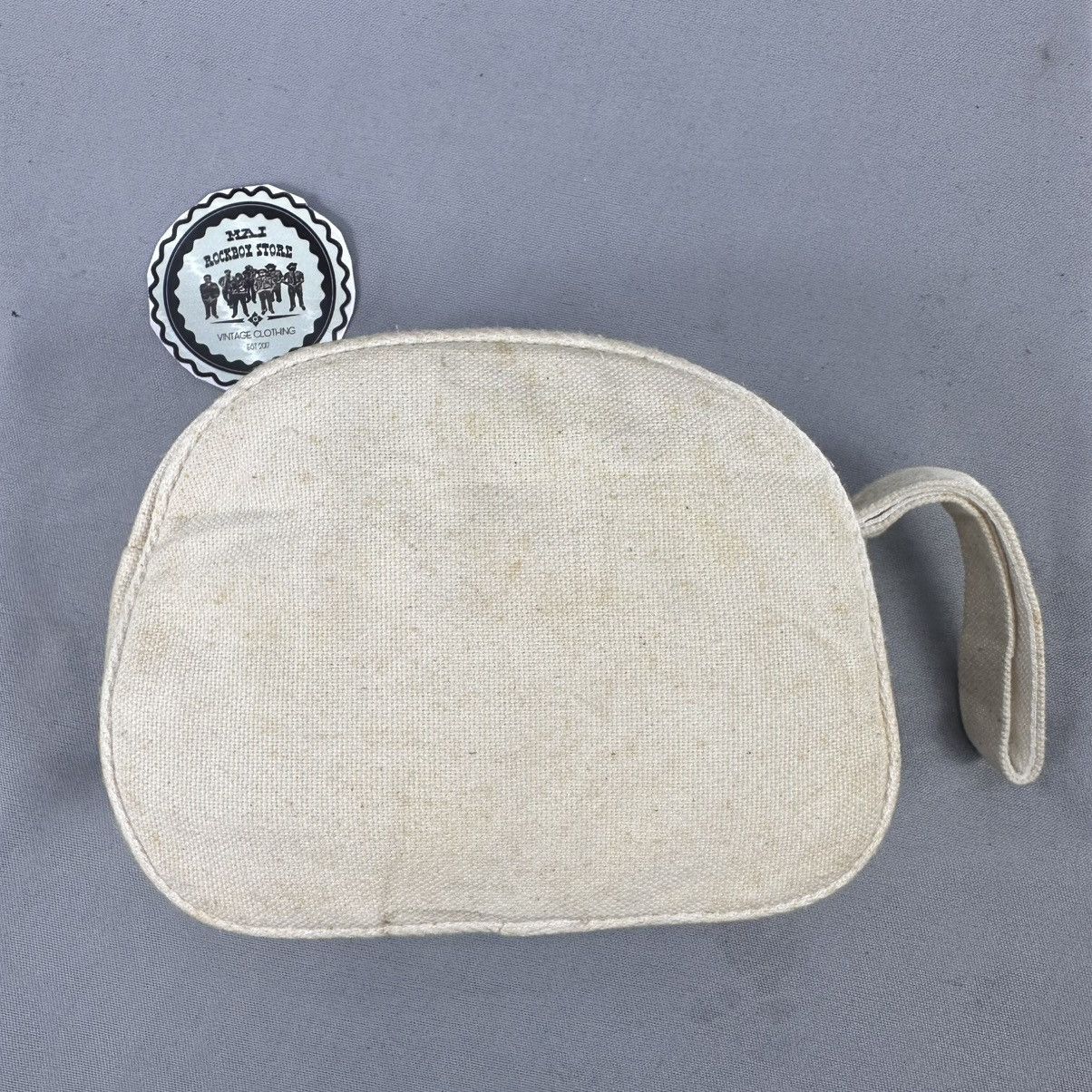 Issey Miyake Vintage Issey Miyake Tsumori Chisato Mini Clutch Bag Size ONE SIZE - 2 Thumbnail
