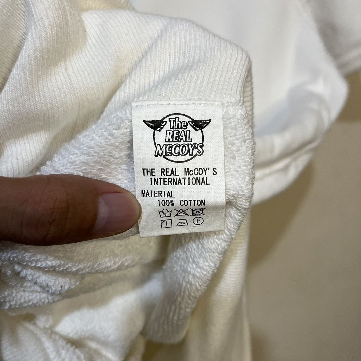 The Real McCoy's USAF F=100 "Fun N' The Hun!...'65" Short Sleeve Sweatshirt Size US L / EU 52-54 / 3 - 12 Thumbnail