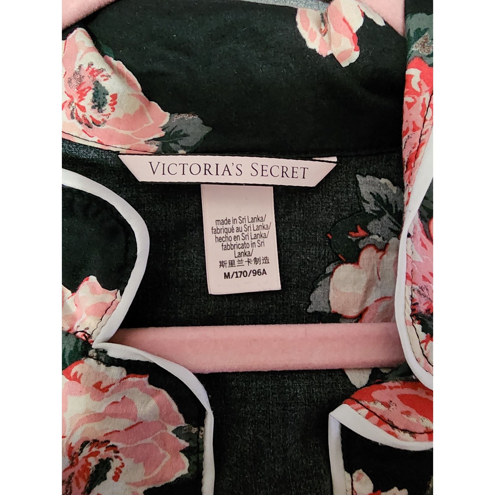 Victoria's Secret Victoria’s Secret black floral button up PJ top Size M / US 6-8 / IT 42-44 - 3 Thumbnail