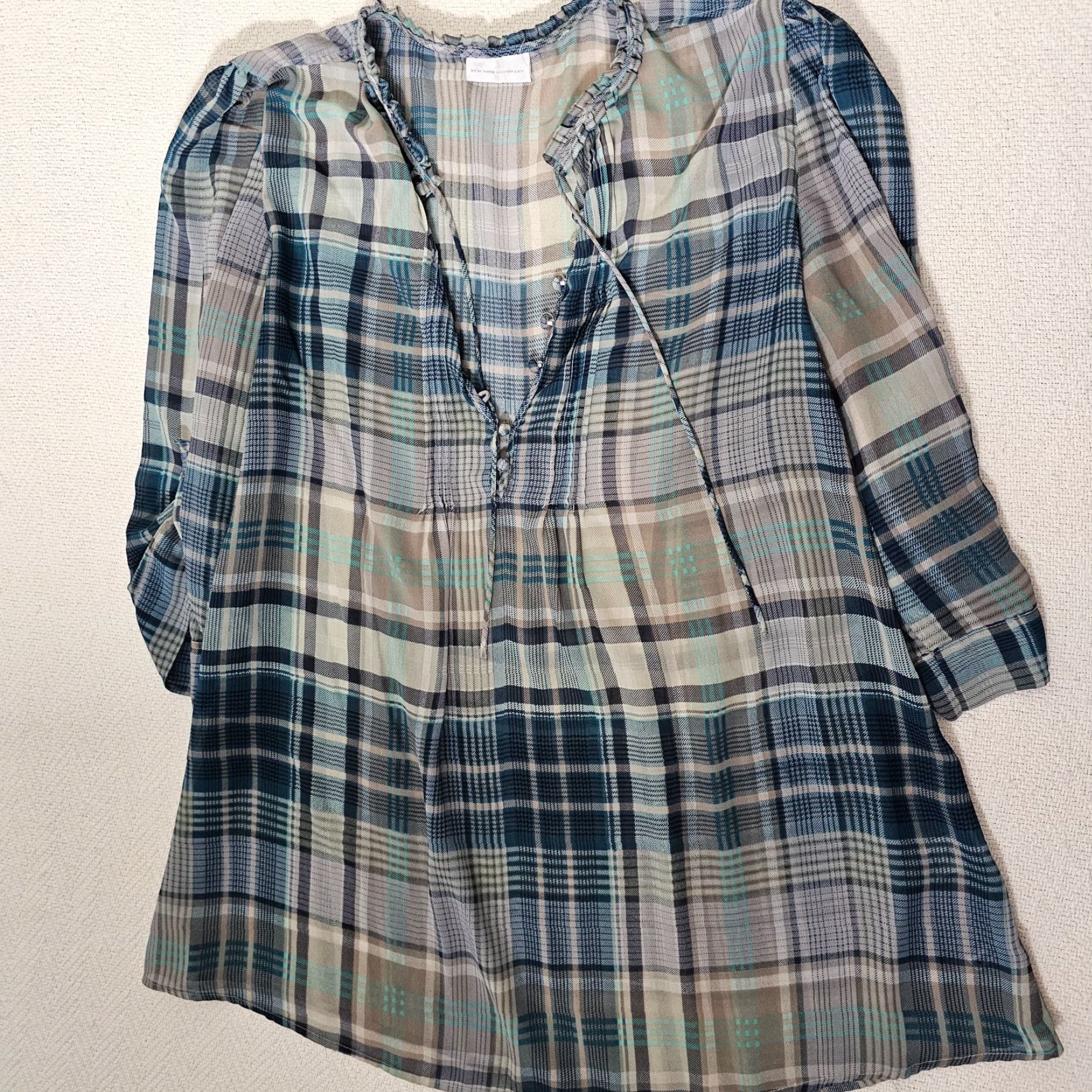 Vintage New York & Company Blouse Women's Large Blue Plaid V Neck Roll Tab Sleeve Sheer Size L / US 10 / IT 46 - 6 Thumbnail