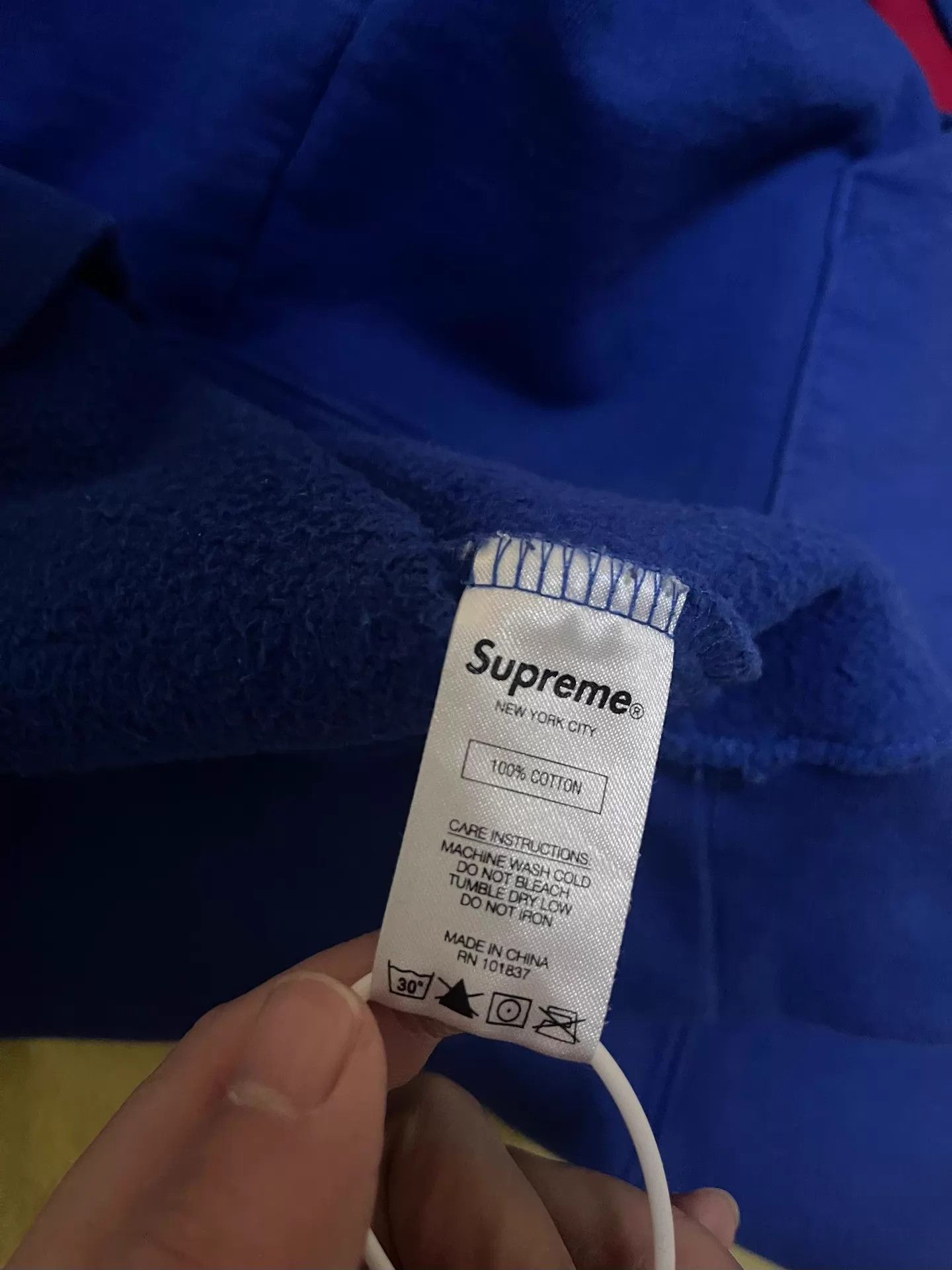 Supreme Supreme Red & Blue Color Block Hoodie L Logo Sleeve Badge Size US L / EU 52-54 / 3 - 6 Thumbnail