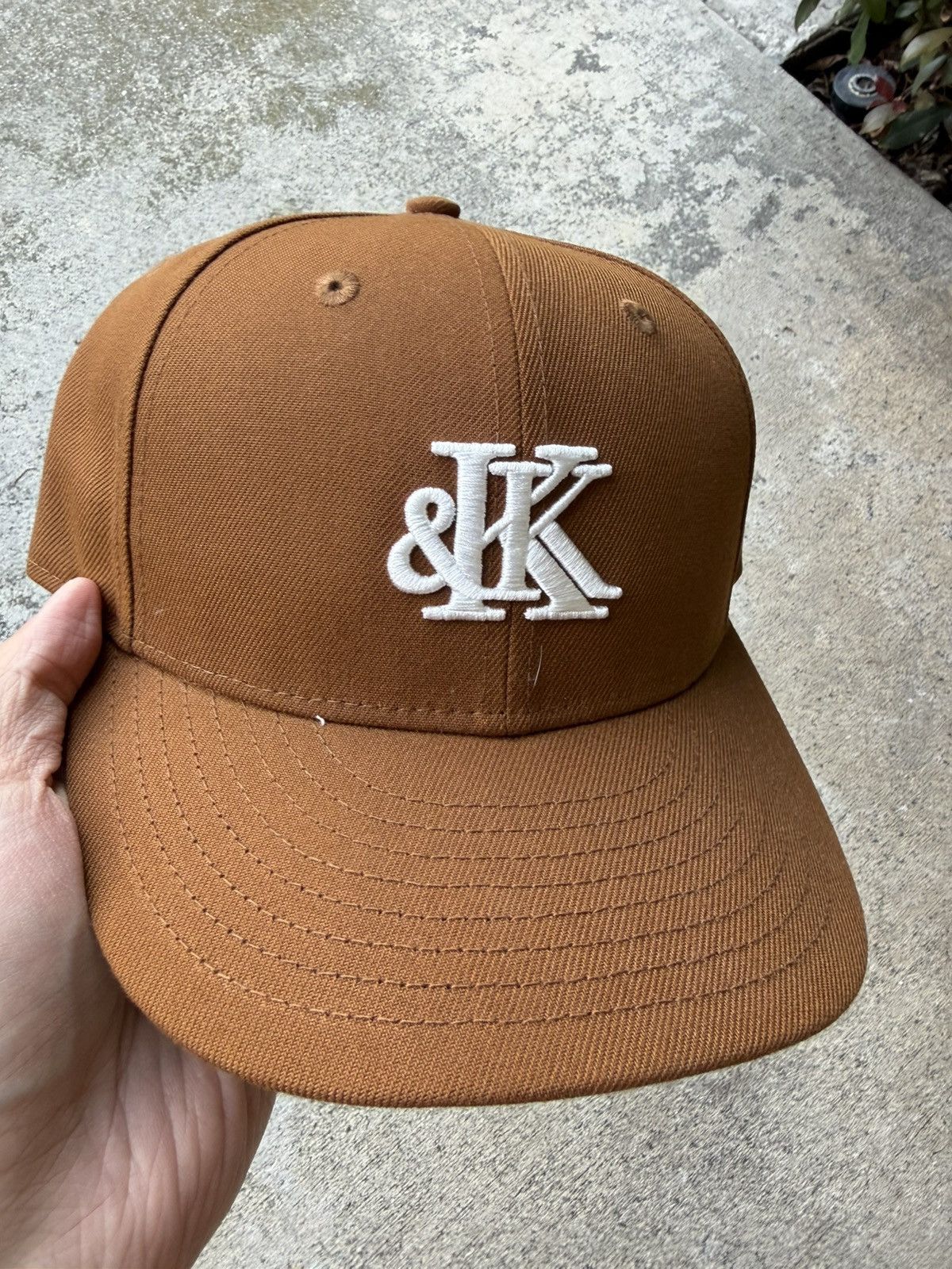 Kith × New Era Kith Hat 7 1/4 Kith & Kin Size ONE SIZE - 1 Thumbnail