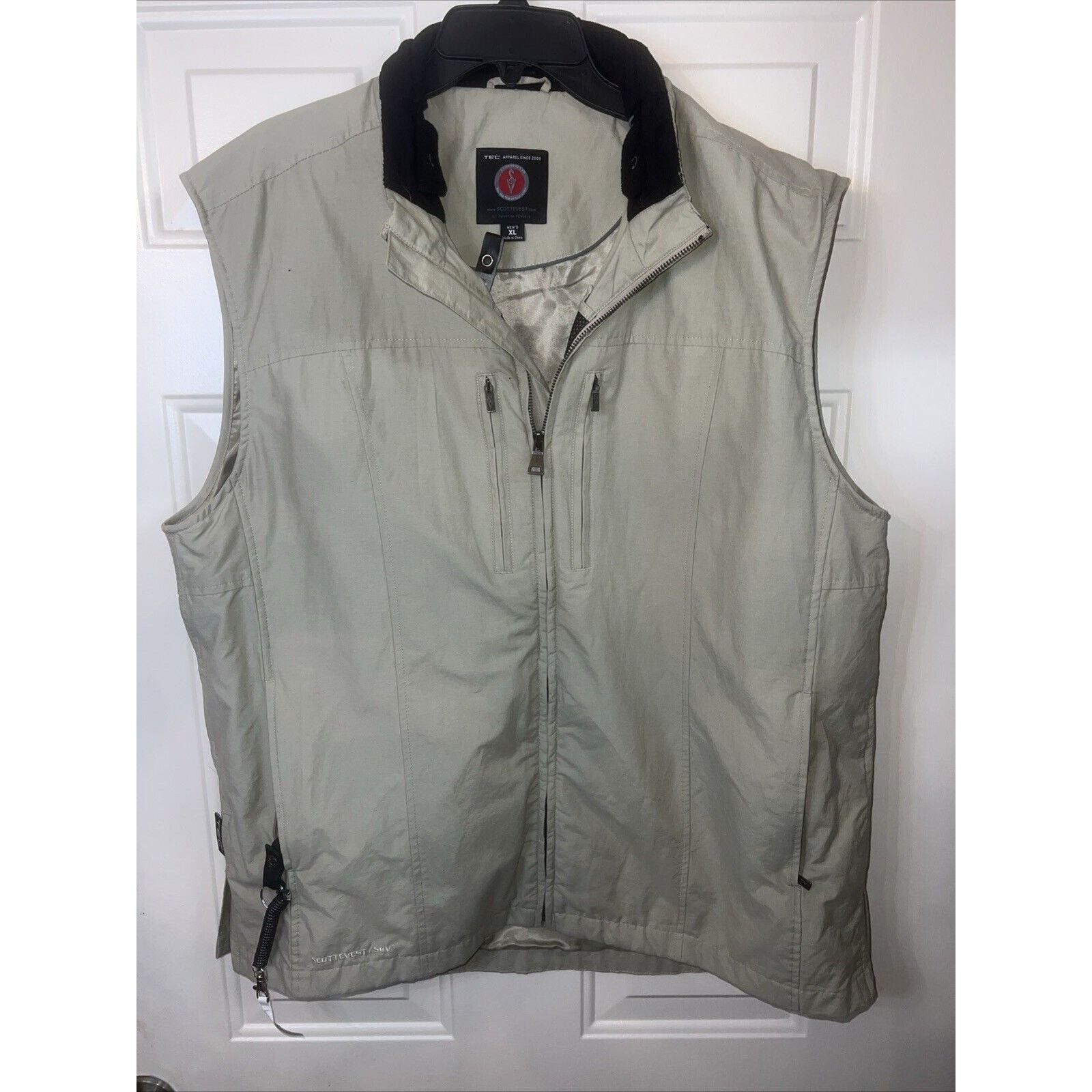 TEC Men’s Scottevest Size XL Beige Utility Vest Zip Pockets
