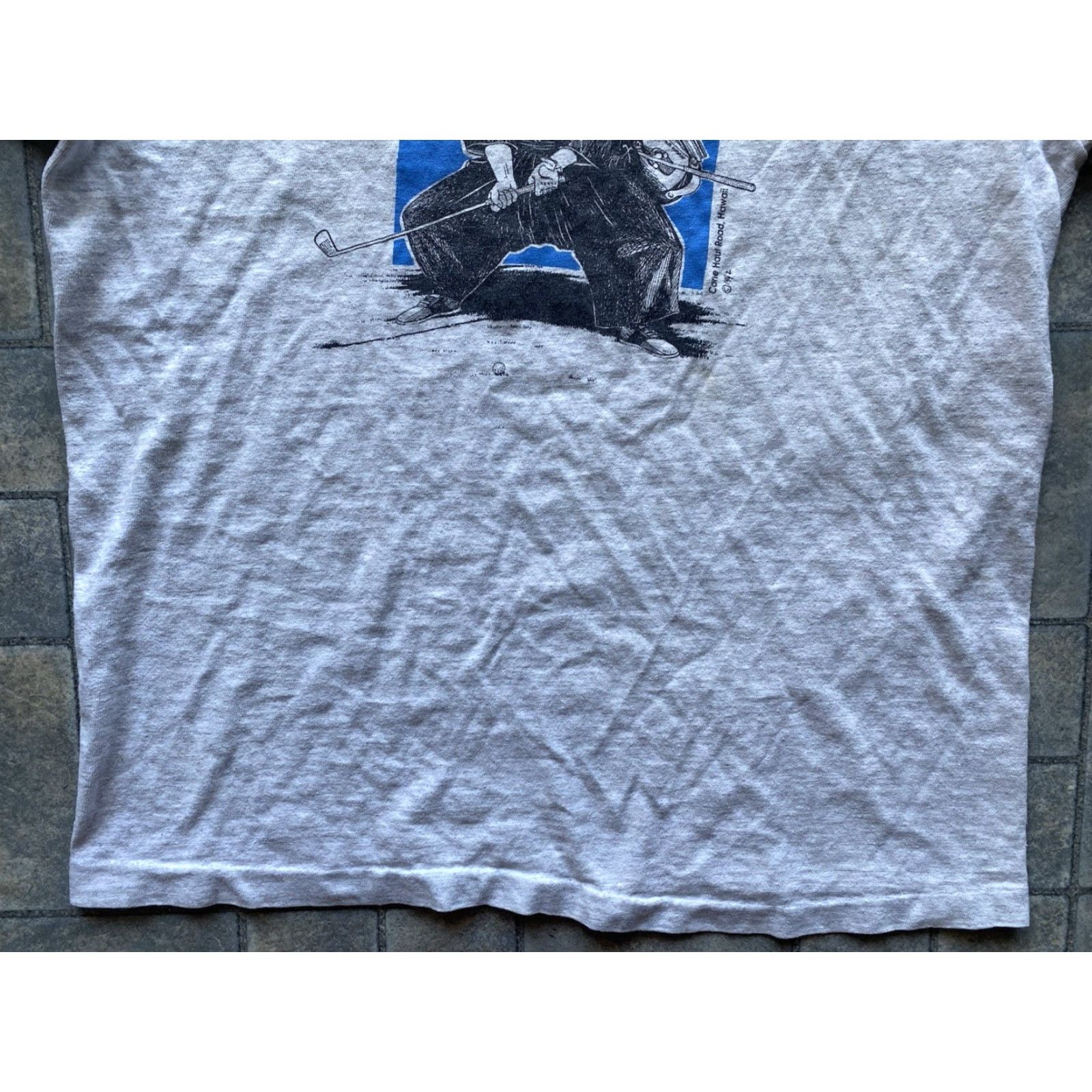 Hanes VINTAGE 1992 Ronin Golfer Samurai Hawaii Shirt Hanes Gray Men’s M Single Stitch T-Shirt 90s Art Sports Mens Size US M / EU 48-50 / 2 - 5 Thumbnail