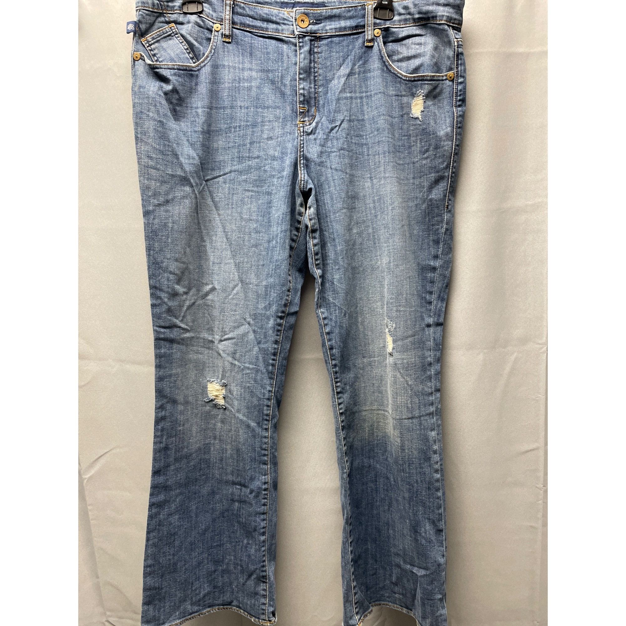 Rock & Republic Rock & Republic Women's Size 20 Jeans SKU 4156 Size 42" / US 20 - 1 Thumbnail