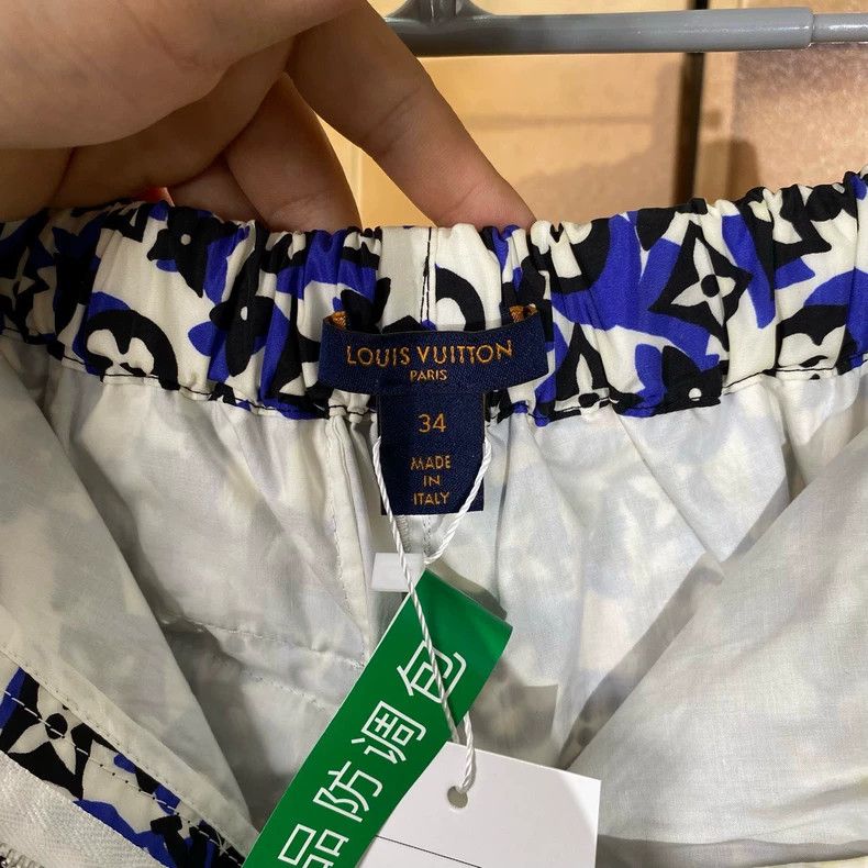 Louis Vuitton Louis Vuitton Blue and white print and full print jogging Size US 34 / EU 50 - 3 Thumbnail
