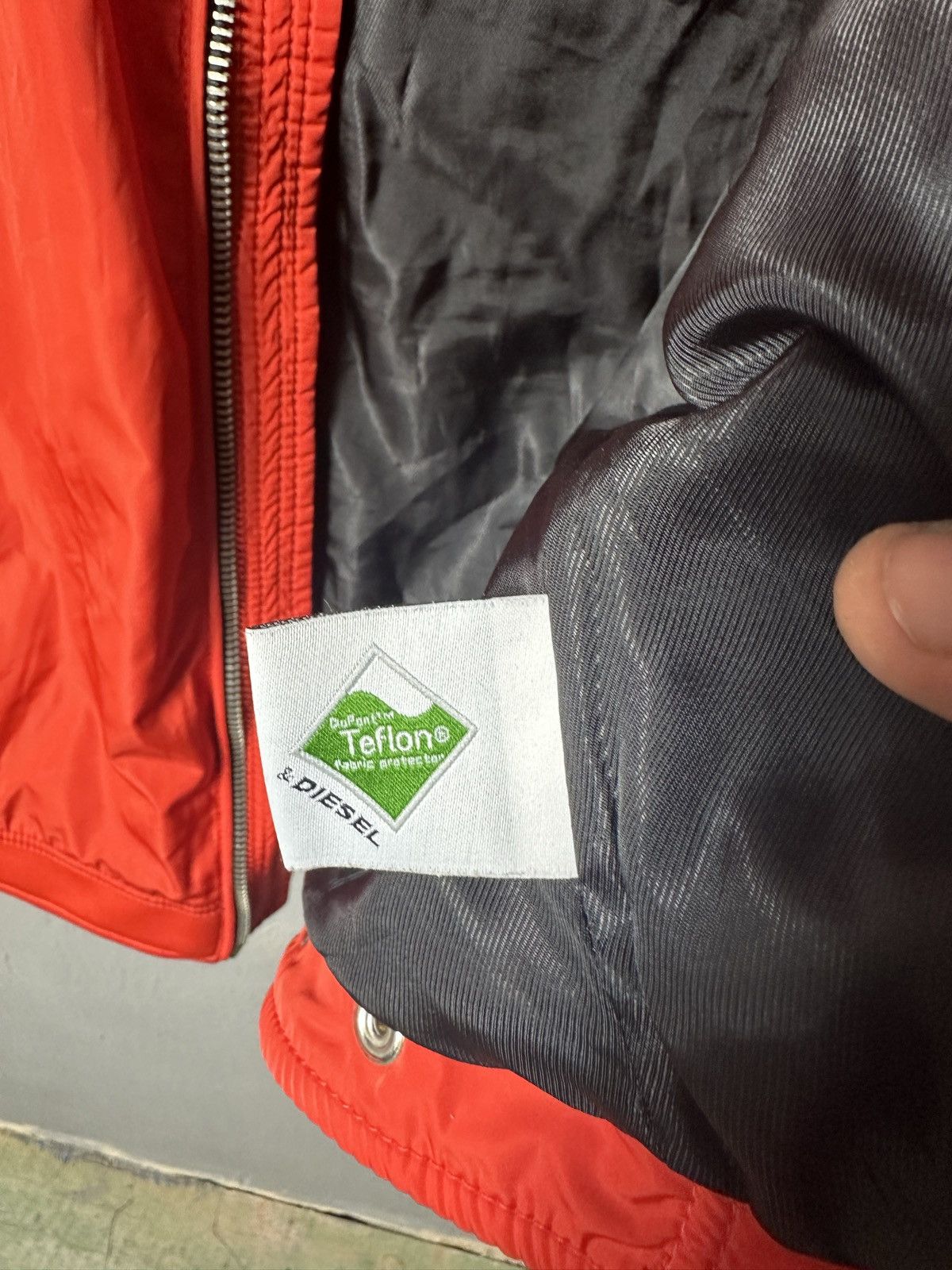 Diesel Diesel Vintage Orange Nylon Jacket Size US L / EU 52-54 / 3 - 7 Thumbnail