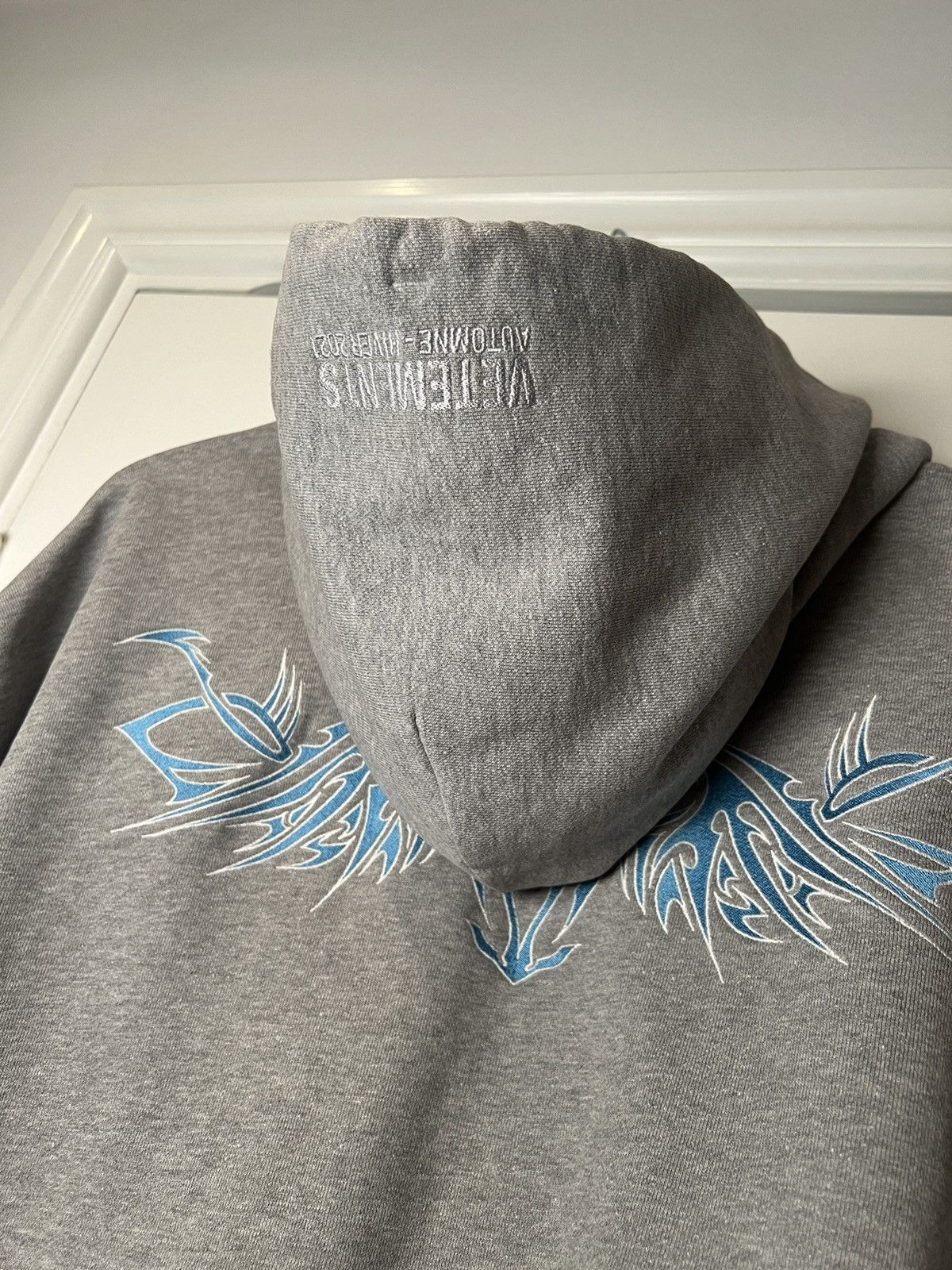 Vetements Vetements Oversized Embroidered Hoodie Size US L / EU 52-54 / 3 - 3 Thumbnail