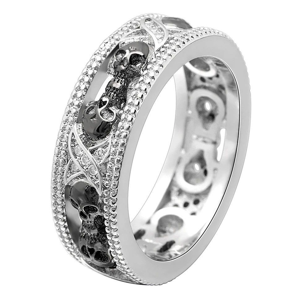 Jewelry × Vintage Classic Silver Goth Skull Ring Size ONE SIZE - 1 Thumbnail