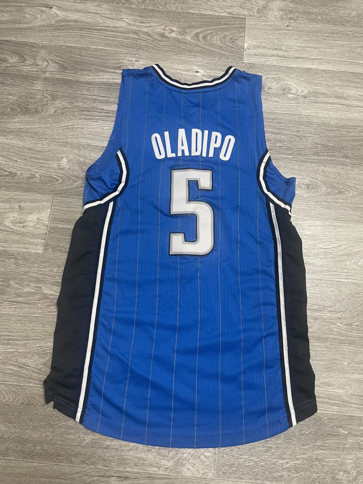 NBA VICTOR OLADIPO NBA ADIDAS ORLANDO MAGIC SWINGMAN JERSEY Size US M / EU 48-50 / 2 - 15 Thumbnail