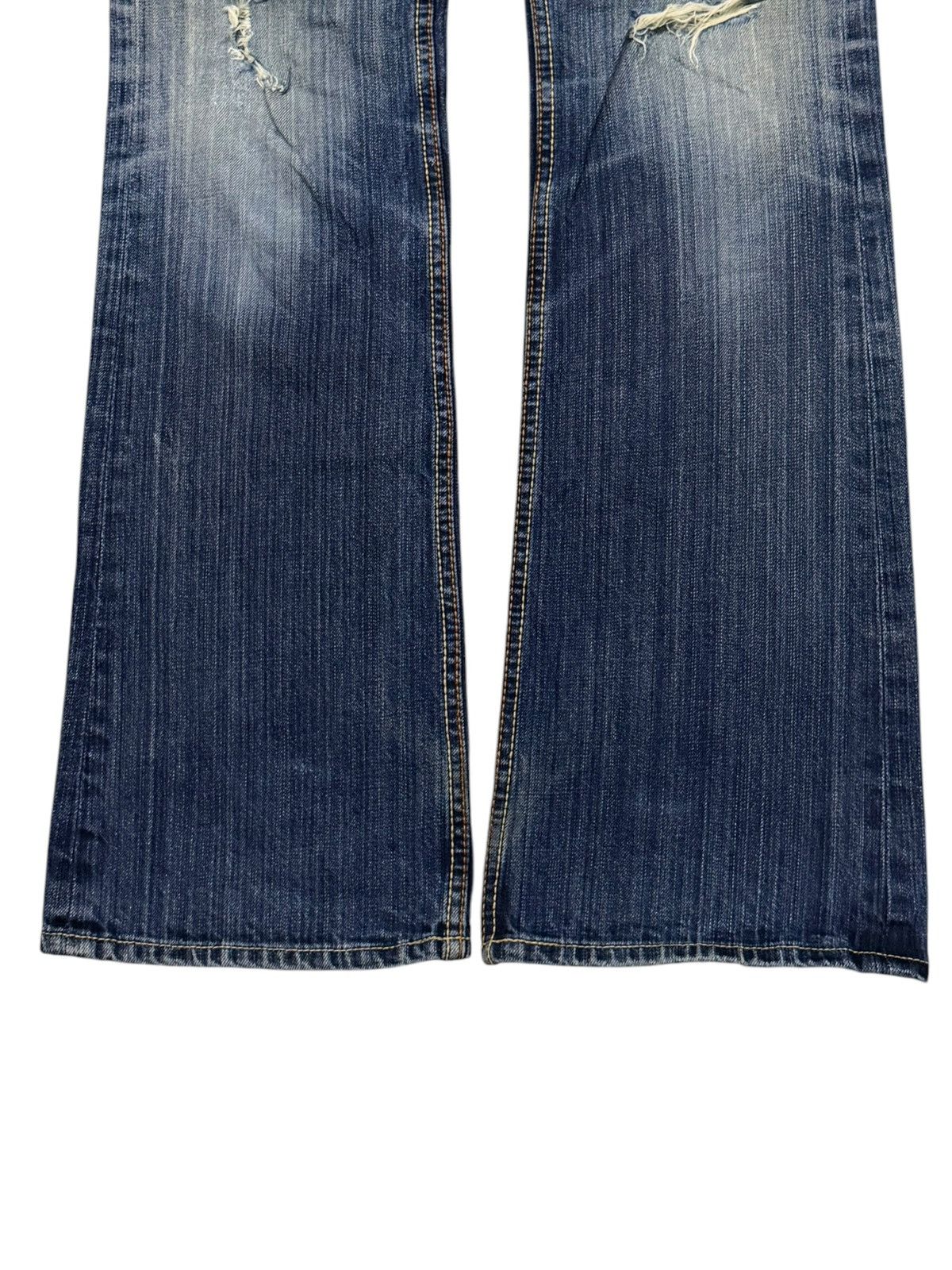 Japanese Brand Vintage Anti-Label Jean Distressed Bootcut Flare Jeans | W31 Size US 31 - 6 Thumbnail