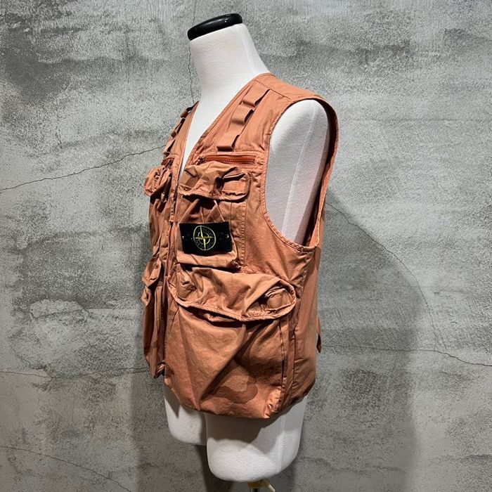 Cargo vest hot sale supreme