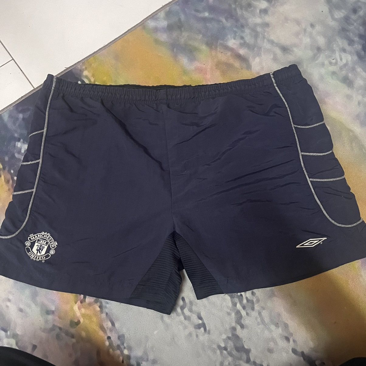 Vintage vintage Manchester united umbro short Size US 36 / EU 52 - 1 Thumbnail