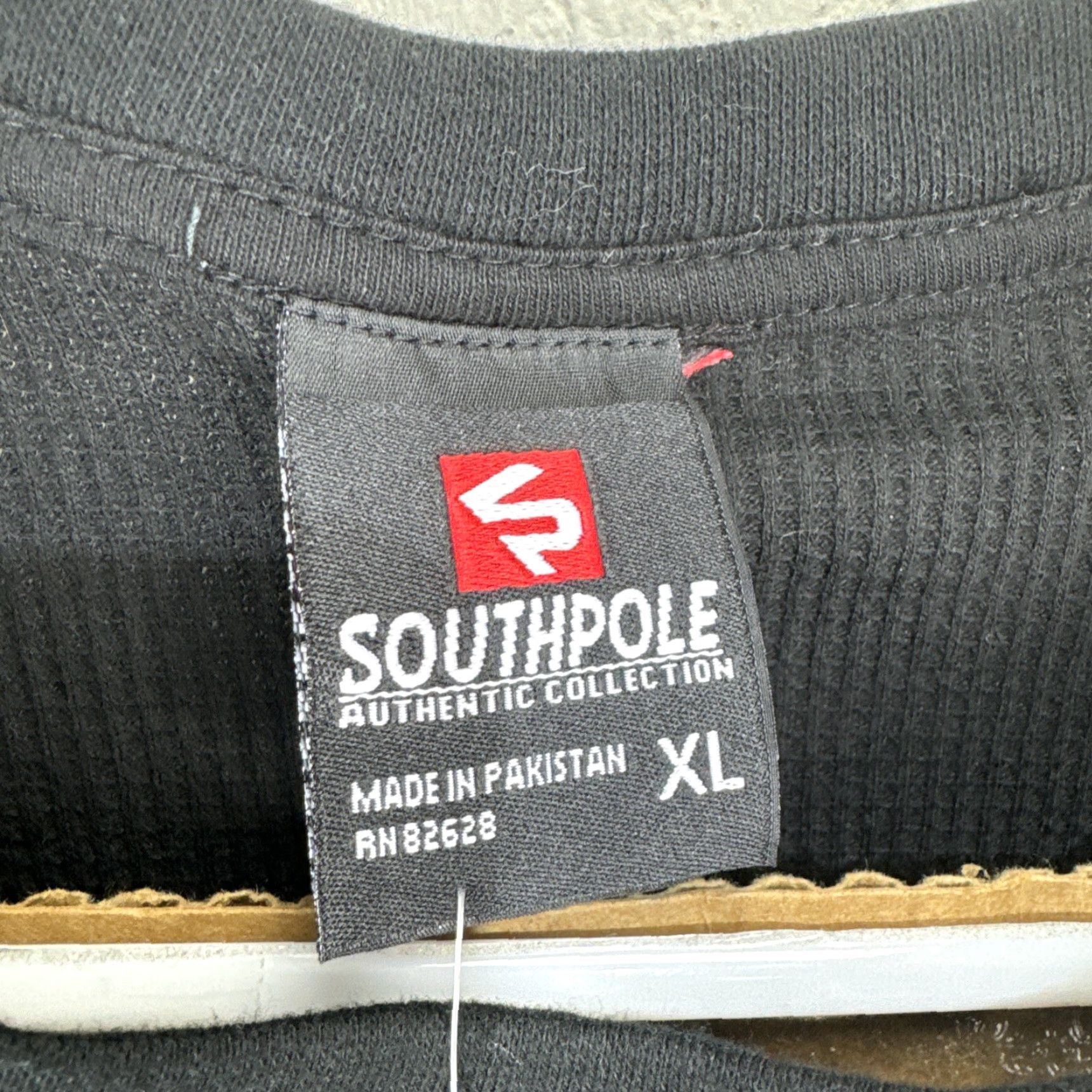 Southpole Southpole Men's Thermal Waffle Shirt XL Logo Embroidered Black Knit Cotton Blend Grunge 90s Hip Hop Streetwear Shirt Mens Size US XL / EU 56 / 4 - 2 Thumbnail