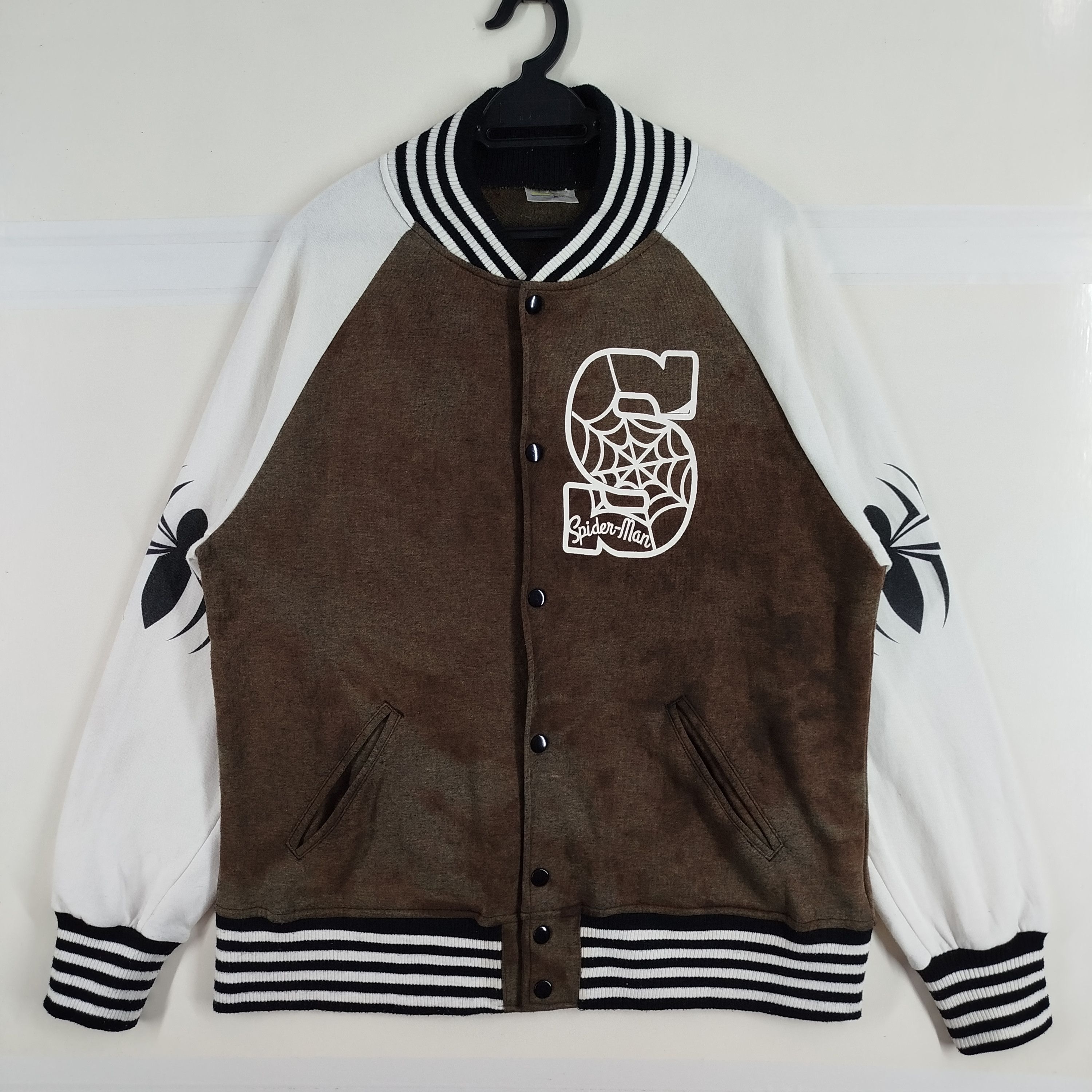 Universal Studios Vintage Spiderman Varsity Universal Studio Japan Backhit Size US L / EU 52-54 / 3 - 5 Thumbnail