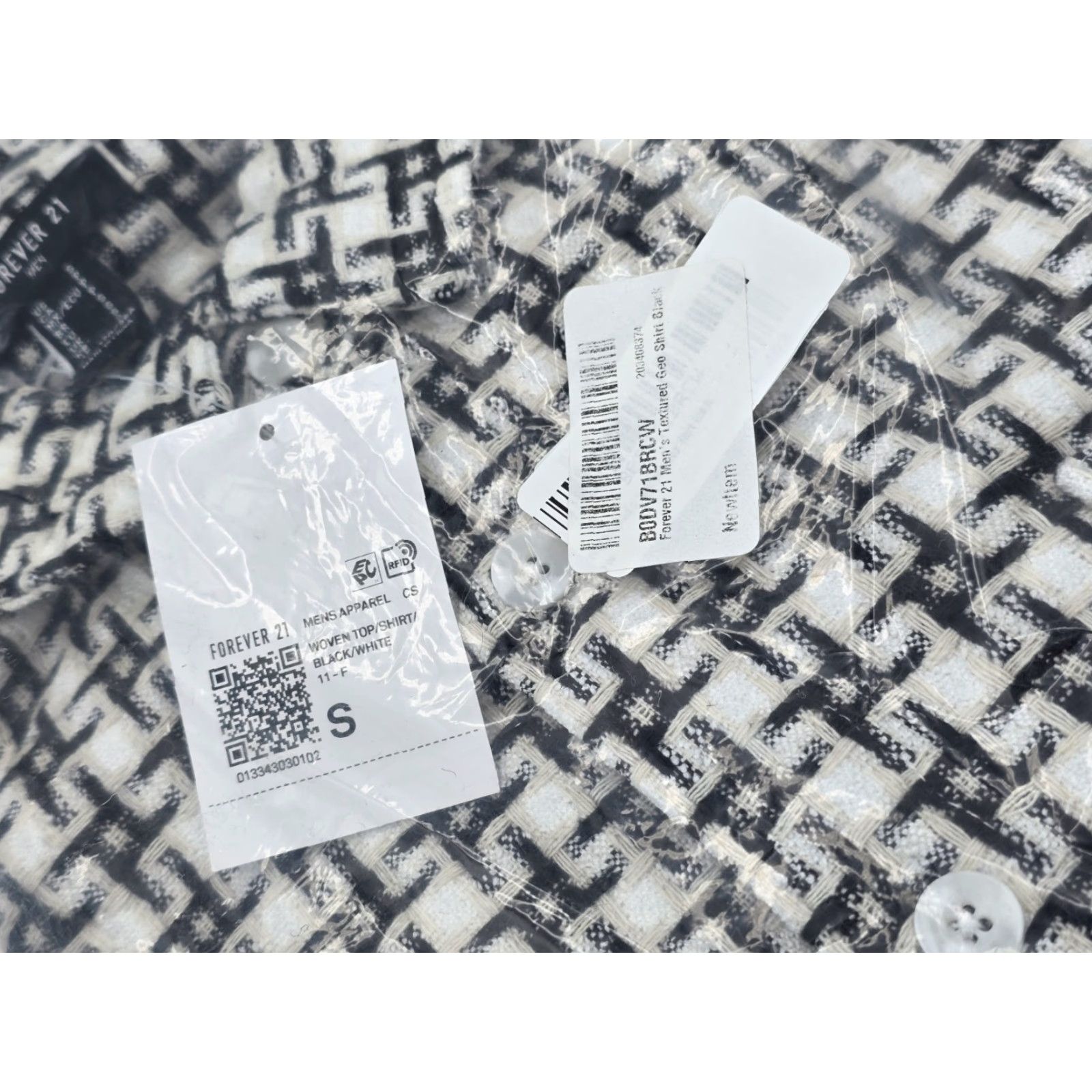 Forever 21 FOREVER 21 Shirt - Men - NWT Textured Geo - Black/White - Size S - Button-Up, Short Sleeve Size US S / EU 44-46 / 1 - 7 Thumbnail