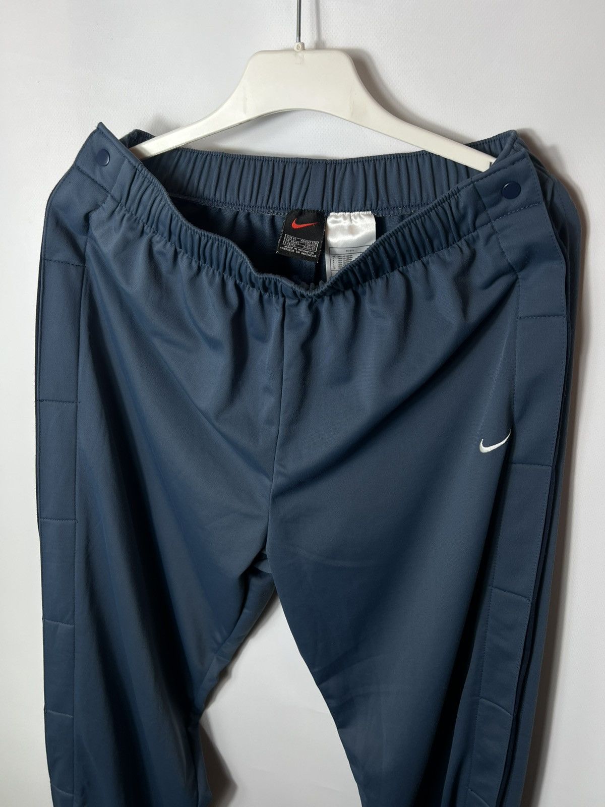 Nike Vintage streetwear 90s rare Nike Rivets Sweatpants Size M Size US 32 / EU 48 - 2 Thumbnail