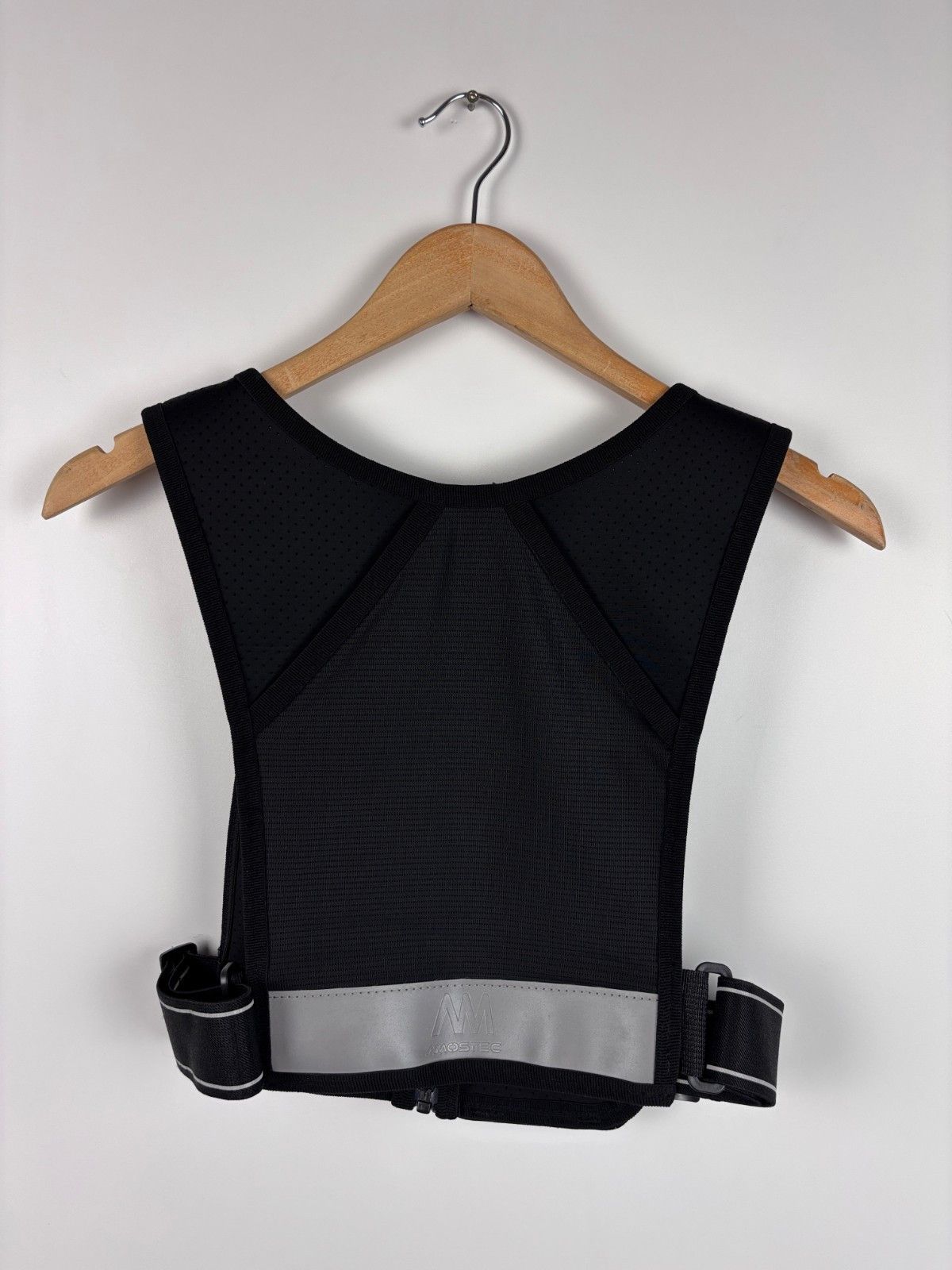 Other AMOSTEC Running Vest 5 Pockets Adjustable Waistband Unisex Size US M / EU 48-50 / 2 - 5 Thumbnail