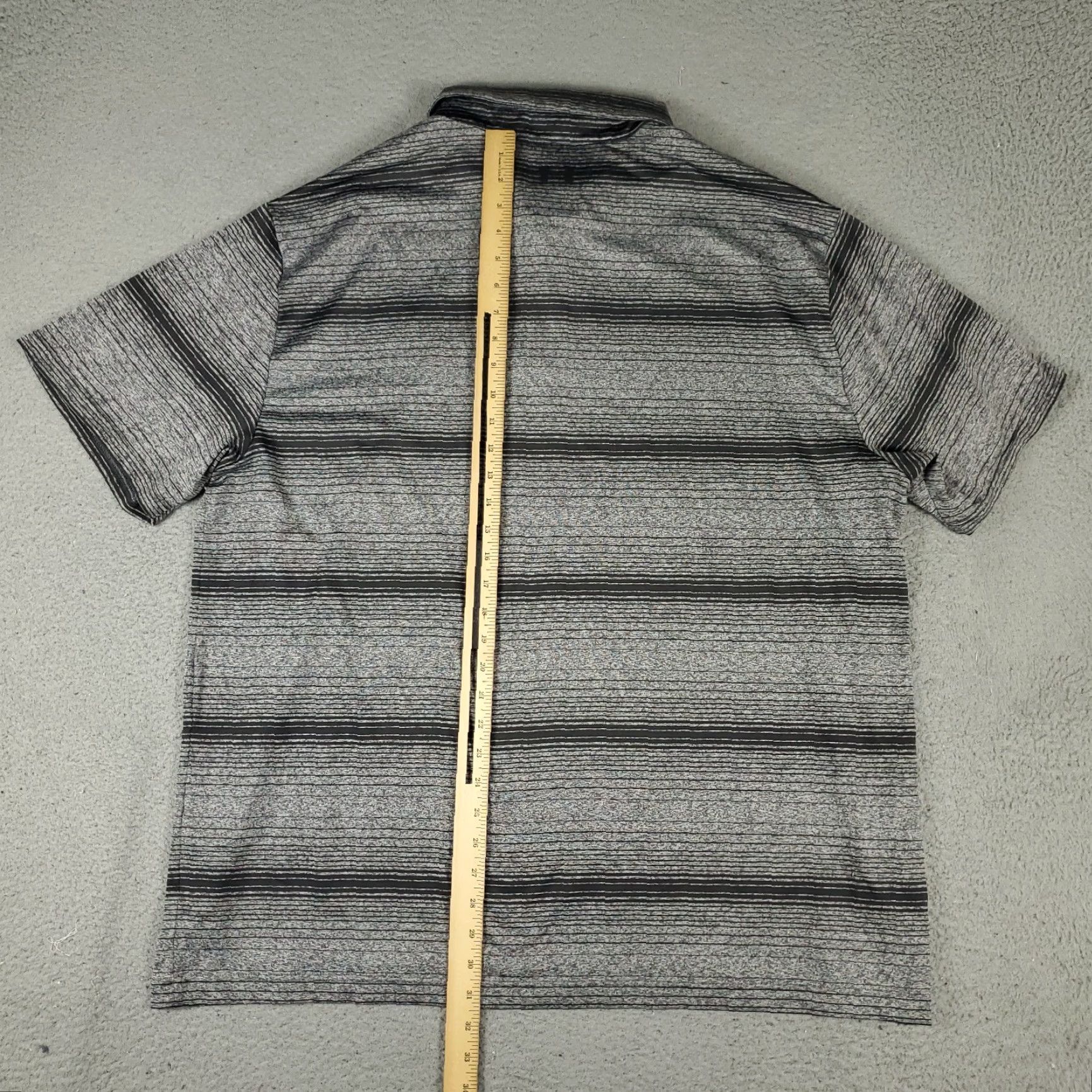Under Armour Under Armour Polo Shirt Mens Size 3XL Gray Striped Golf Casual Short Sleeve Size US XXL / EU 58 / 5 - 4 Thumbnail
