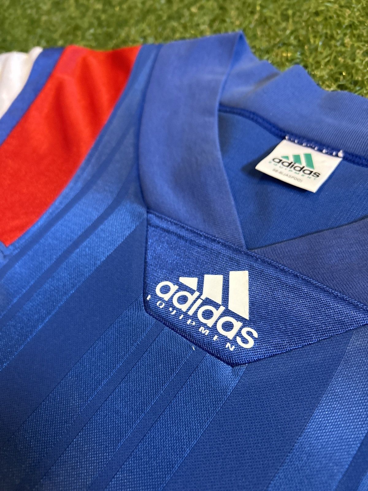 Adidas 93/94 USA Away Shirt Size US L / EU 52-54 / 3 - 7 Thumbnail