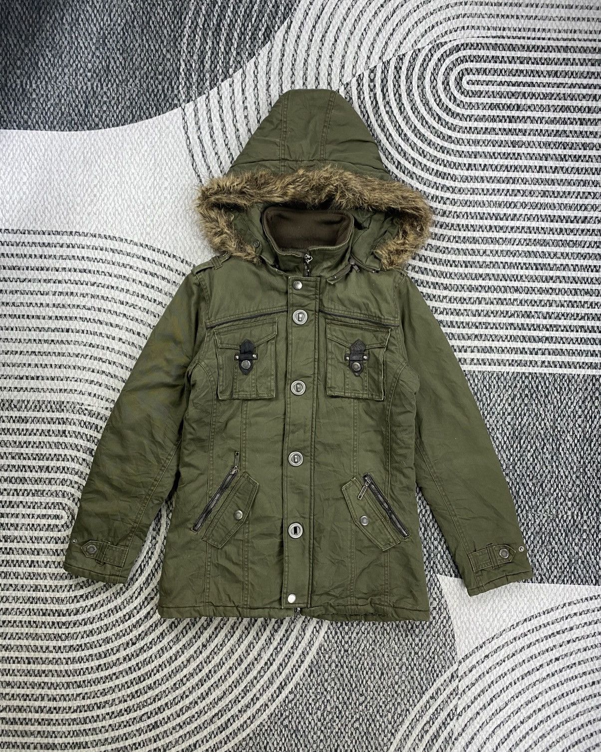 ジャケット・アウター 00s In The Attic gimikku hoodie jacket Y2K 00s in the attic ギミック ミリタリージャケット カーキ