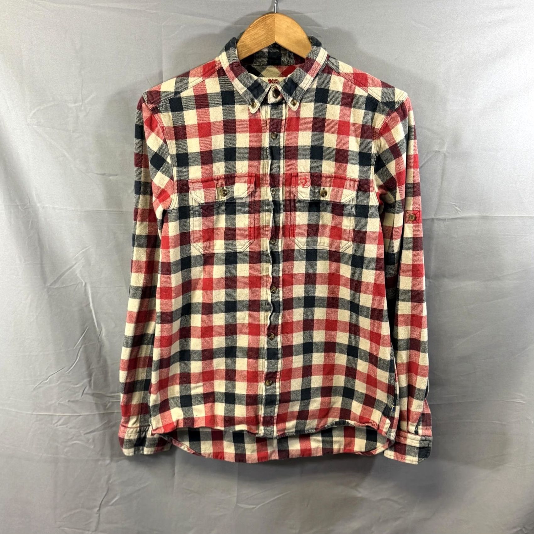 Vintage Fjällräven Skog Shirt Mens M Red Blue Plaid Flannel Slim Fit Outdoor Work Shirt Size US M / EU 48-50 / 2 - 2 Thumbnail