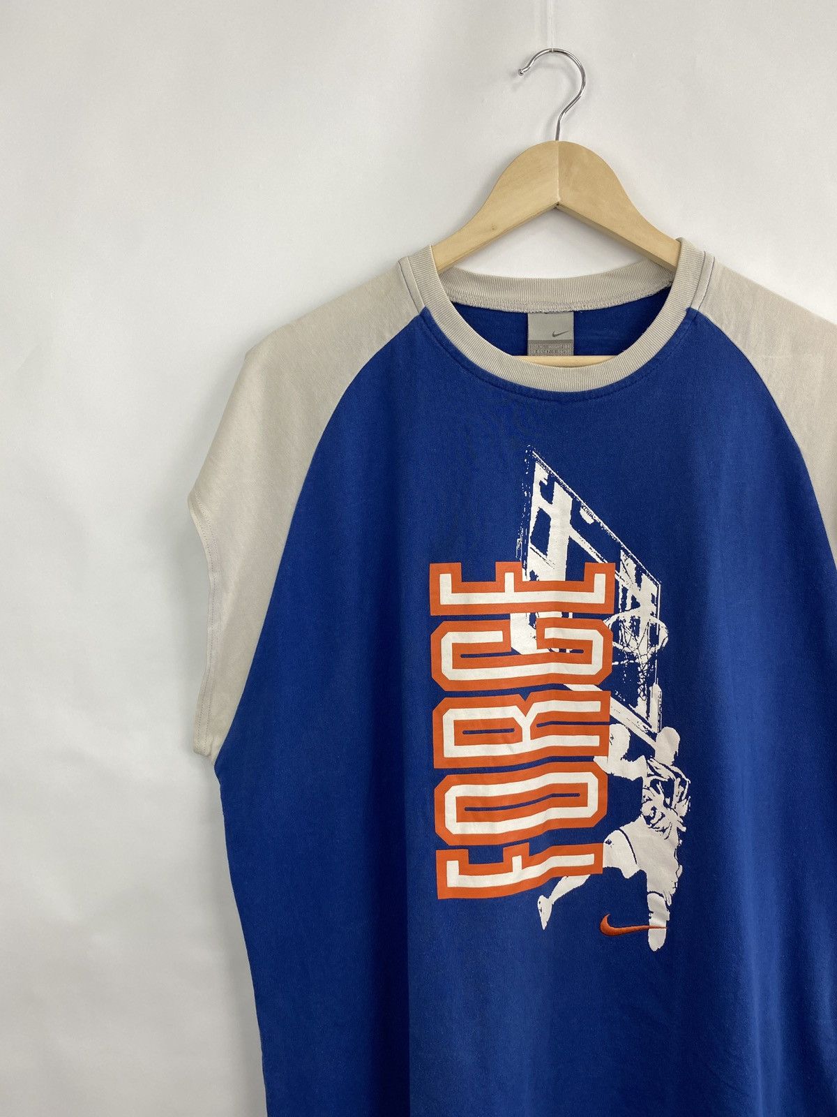 Nike 🏀🇺🇸 Vintage 90s Nike Air Forse 1 T-Shirt Y2K Basketball Size US XL / EU 56 / 4 - 3 Thumbnail