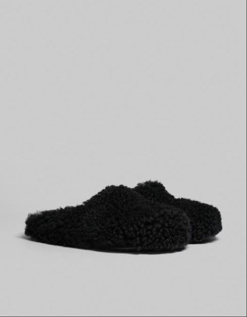 Marni o1w1db11024 Wool Sheepskin Fussbett Mules in Black Size US 11 / EU 44 - 1 Thumbnail