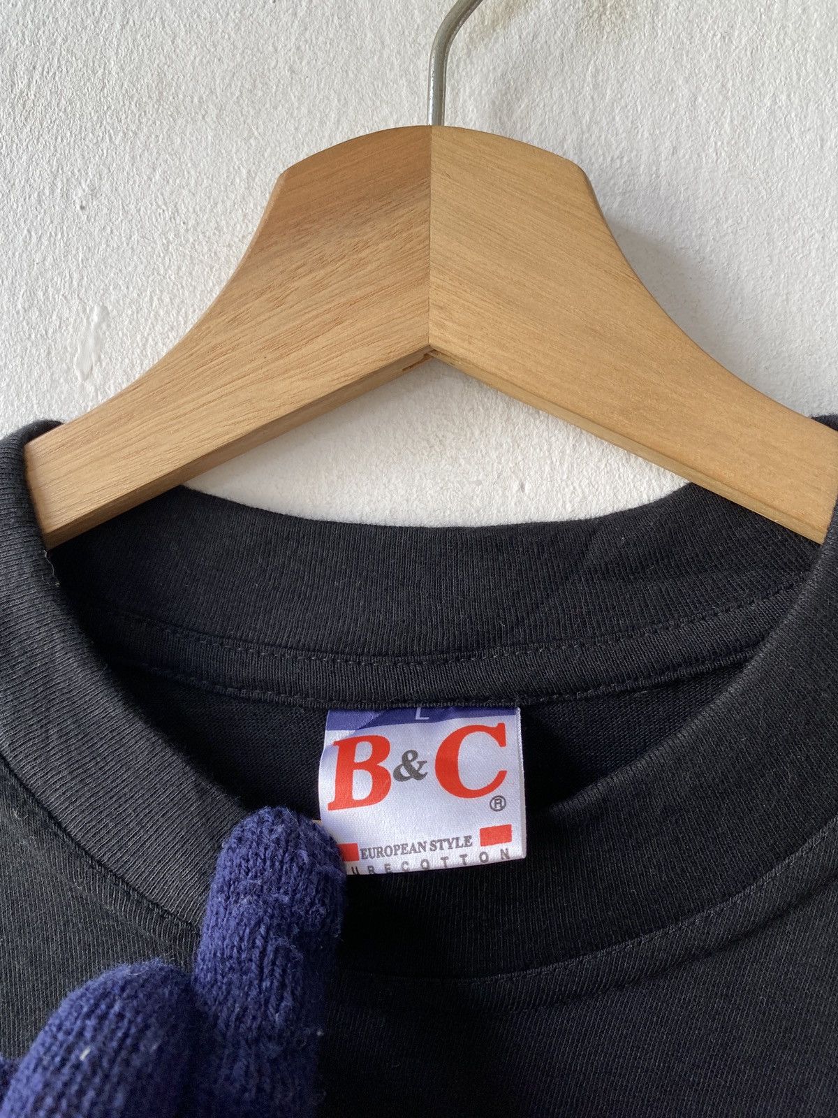 Vintage Vintage 90’s Nicolaus Copernicus Polymath Astronomus Tee Size US L / EU 52-54 / 3 - 7 Thumbnail