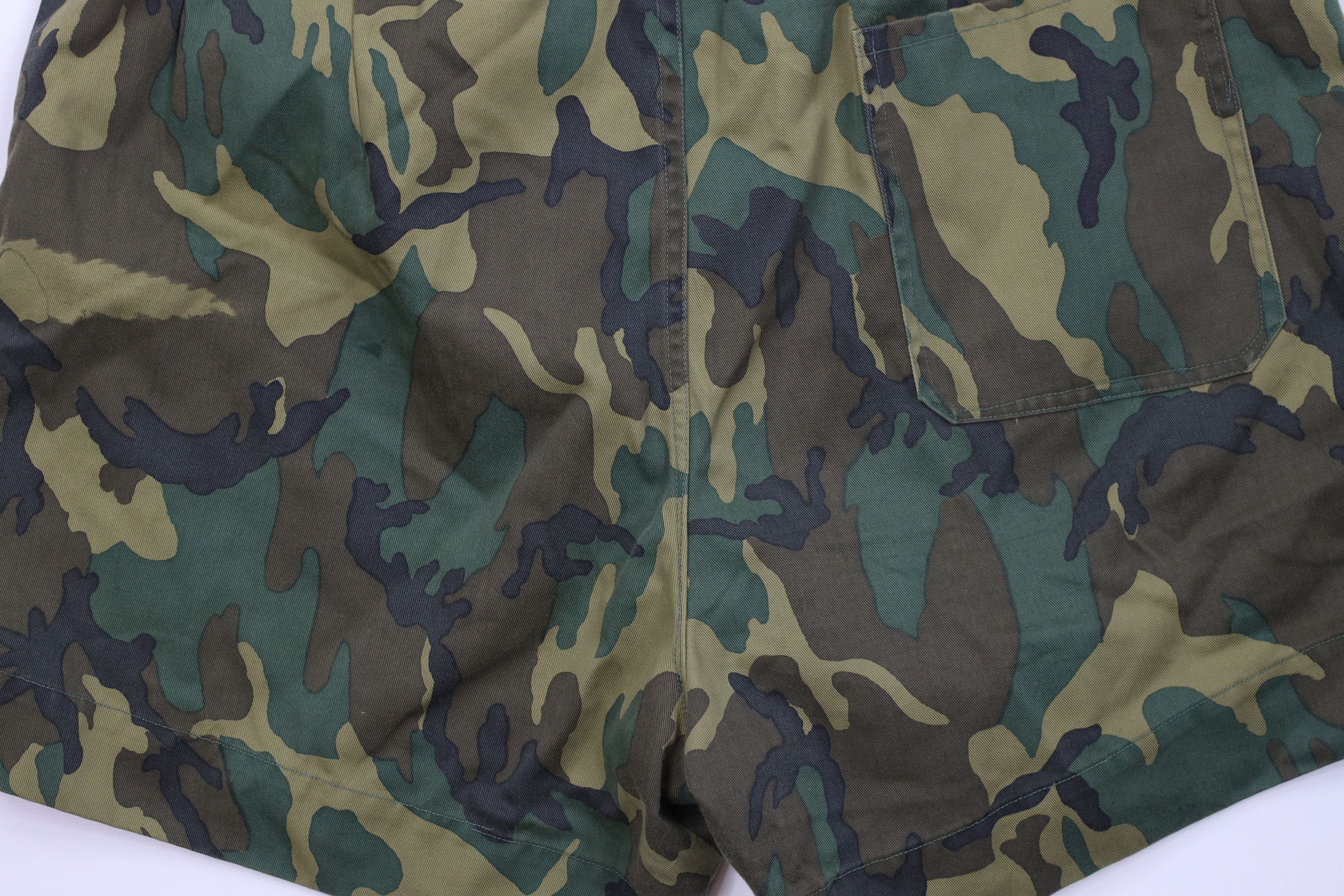 Vintage Vintage 70s Streetwear Camouflage Above Knee Shorts USA Size US 34 / EU 50 - 10 Thumbnail