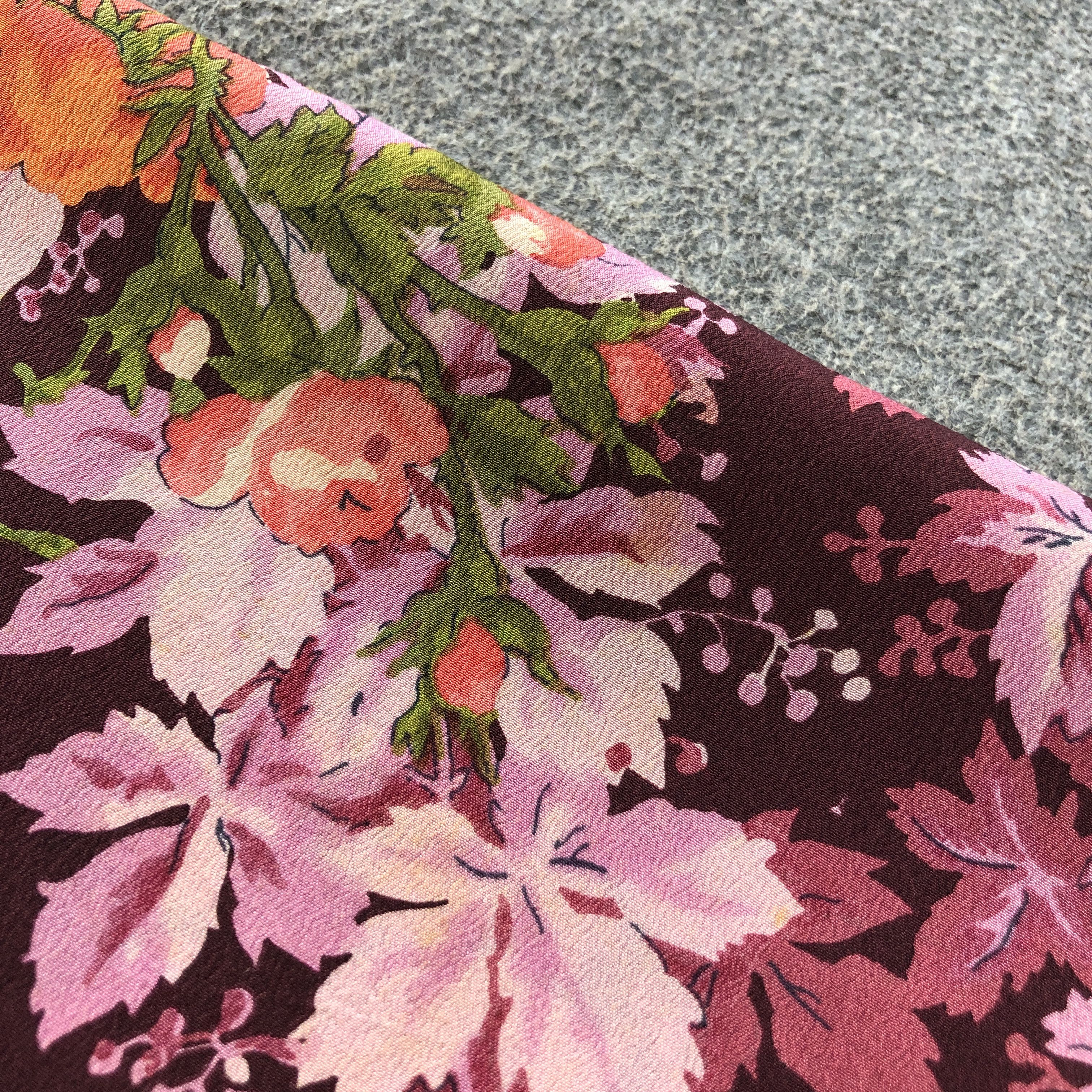 Vintage Sure Flag Floral Hand Rolled Silk Scarf M1219 Size ONE SIZE - 8 Thumbnail