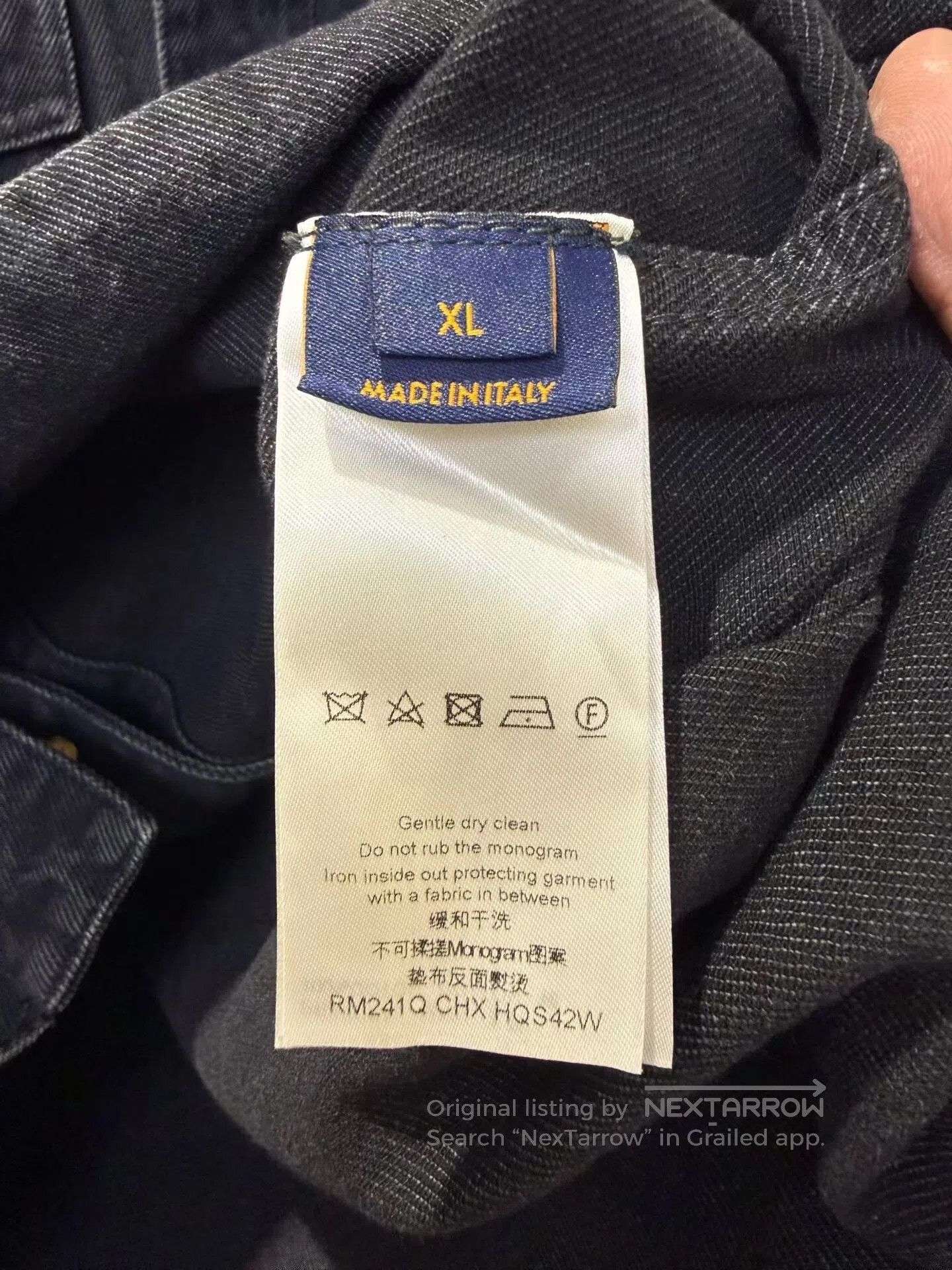 Louis Vuitton Louis Vuitton LV Embossed Logo Denim Jacket. Size US XL / EU 56 / 4 - 3 Thumbnail