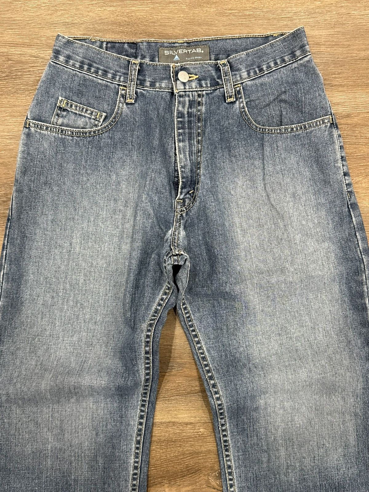 Levi's Vintage Clothing Vintage Levi’s SilverTab Y2K Baggy Loose Fit Fade Wash Denim Size US 29 - 6 Thumbnail